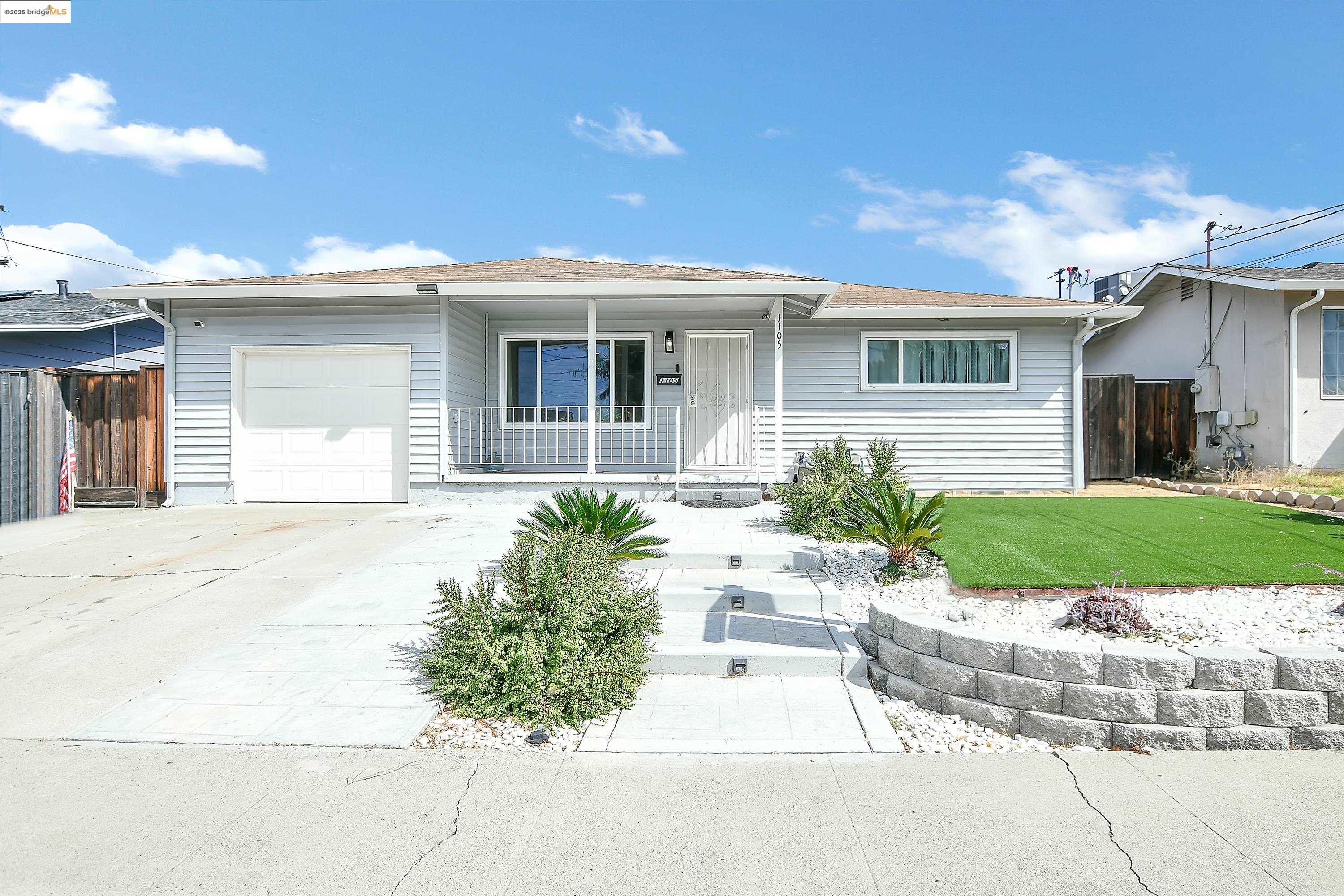 Front Image Thumbnail for EB41112123