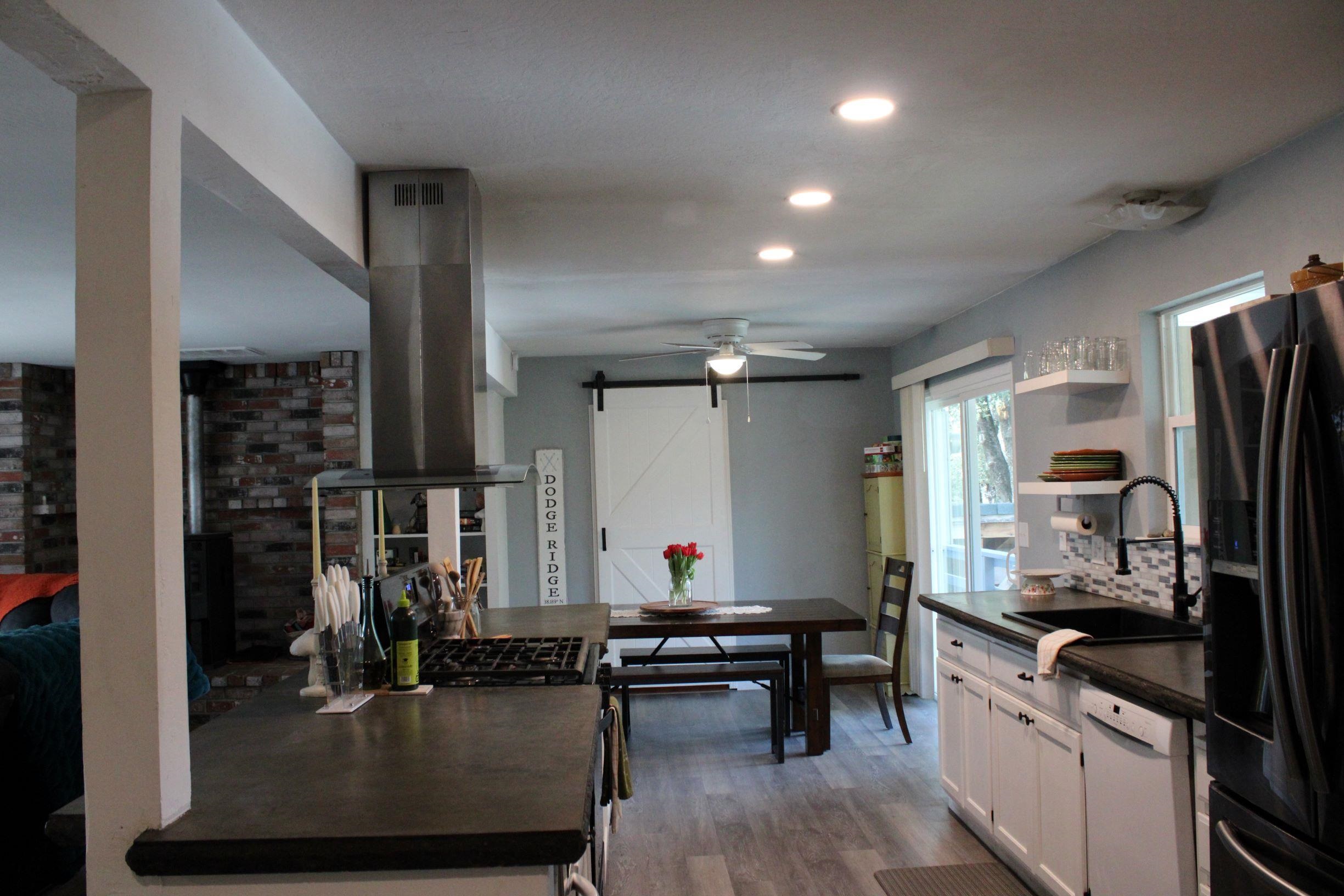 Detail Gallery Image 2 of 36 For 21890 Phoenix Lake, Sonora,  CA 95370 - 3 Beds | 2 Baths