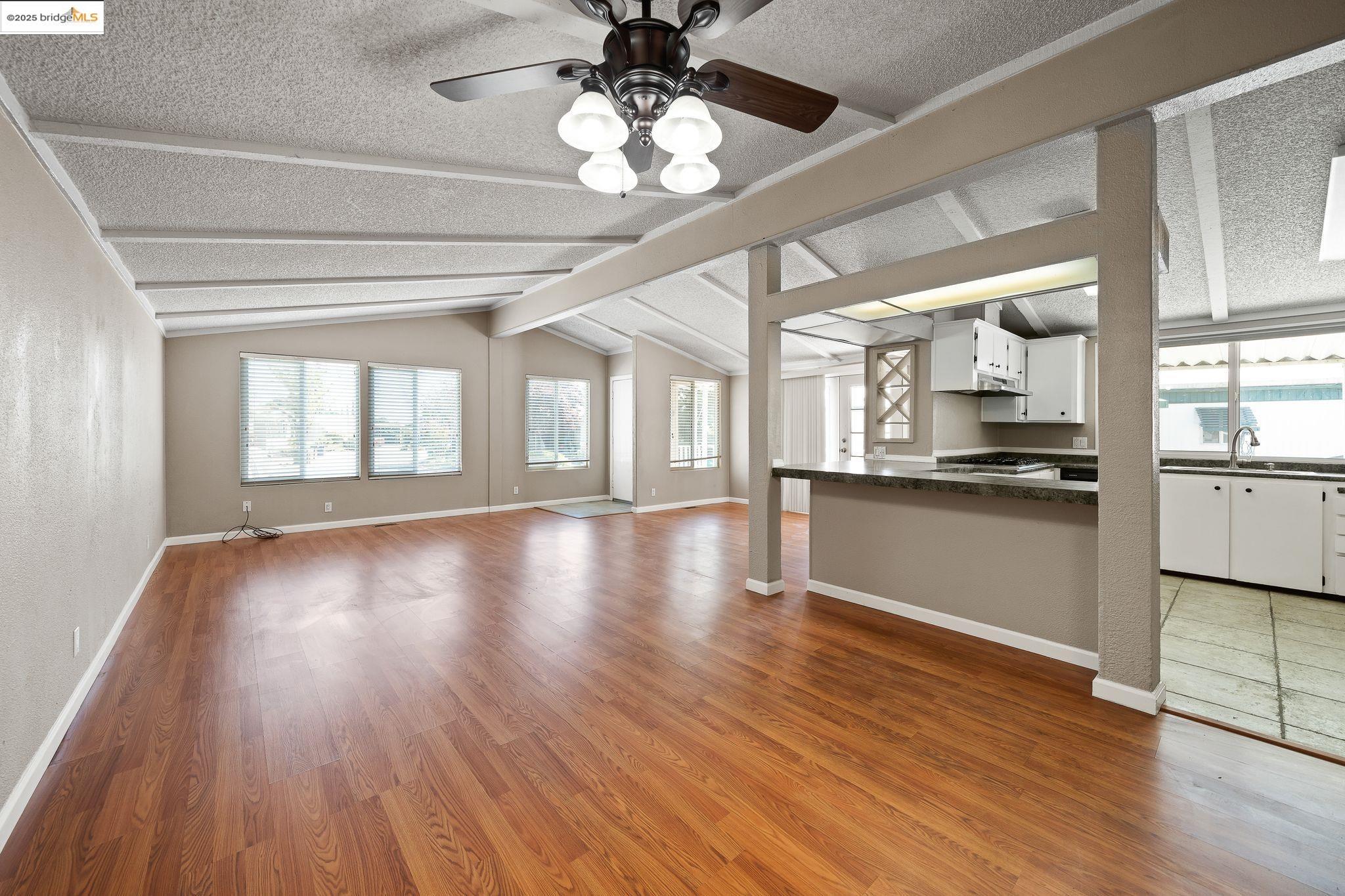 Detail Gallery Image 18 of 40 For 19690 N Highway 99 #162,  Acampo,  CA 95220 - 2 Beds | 2 Baths