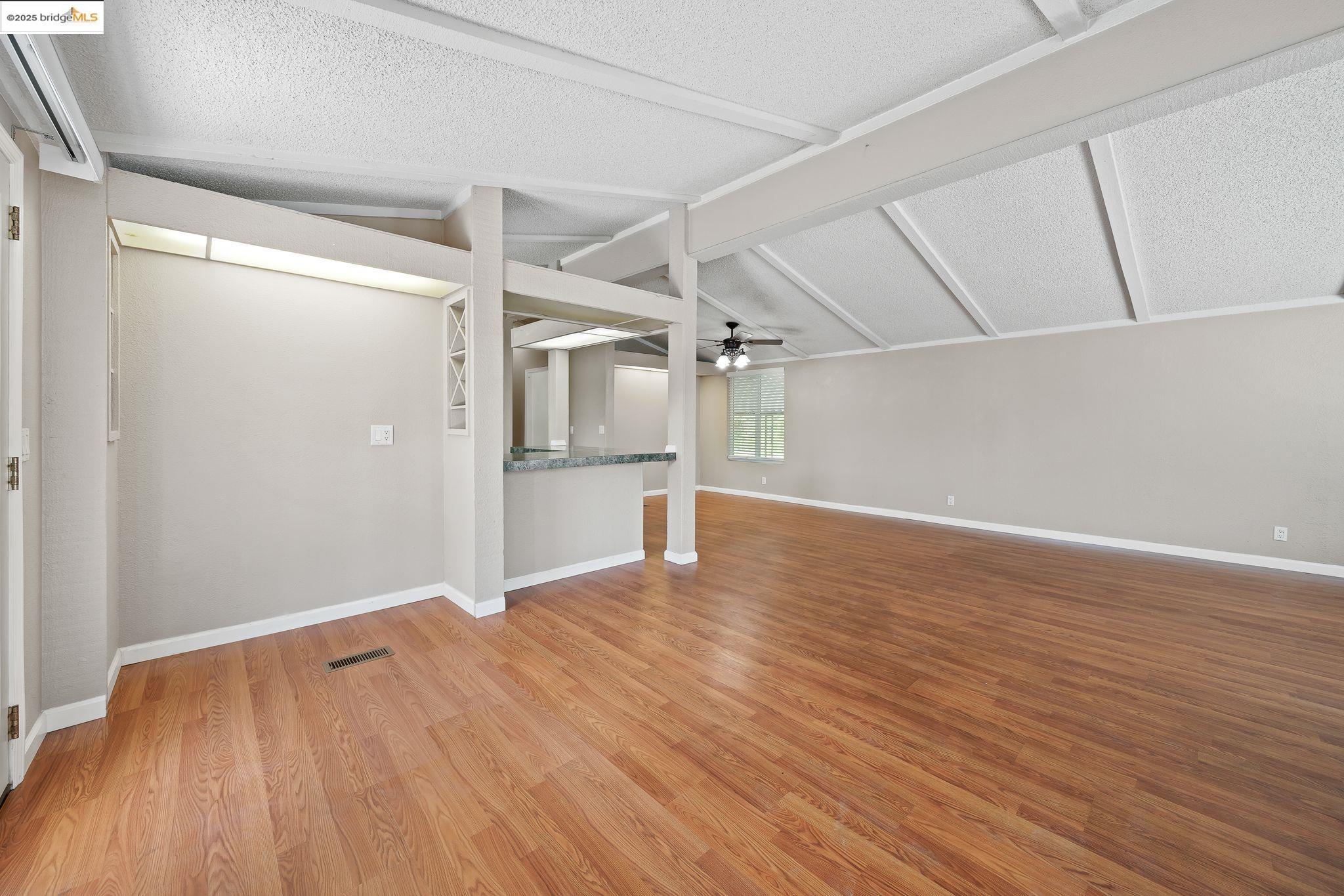 Detail Gallery Image 9 of 40 For 19690 N Highway 99 #162,  Acampo,  CA 95220 - 2 Beds | 2 Baths