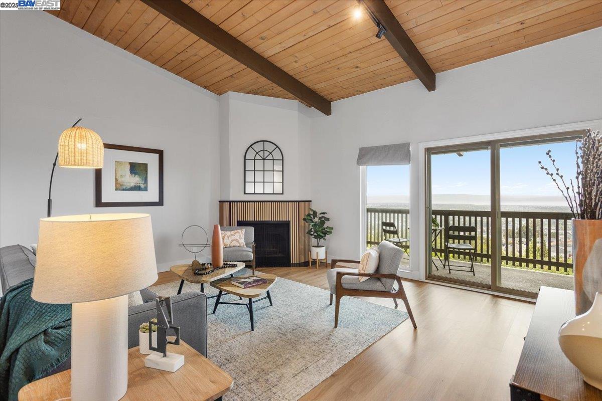 Front Image Thumbnail for BE41112160