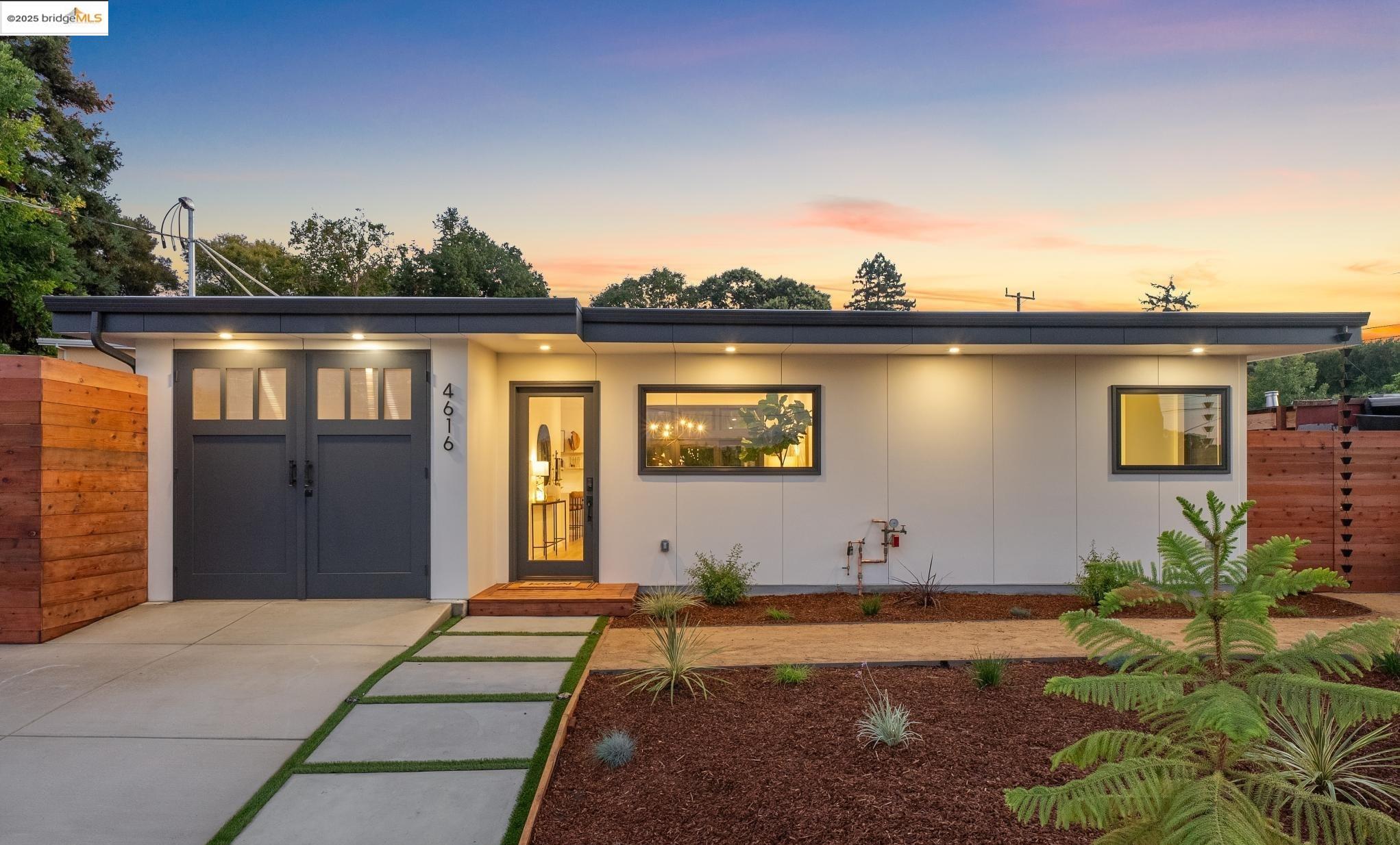 Front Image Thumbnail for EB41112176