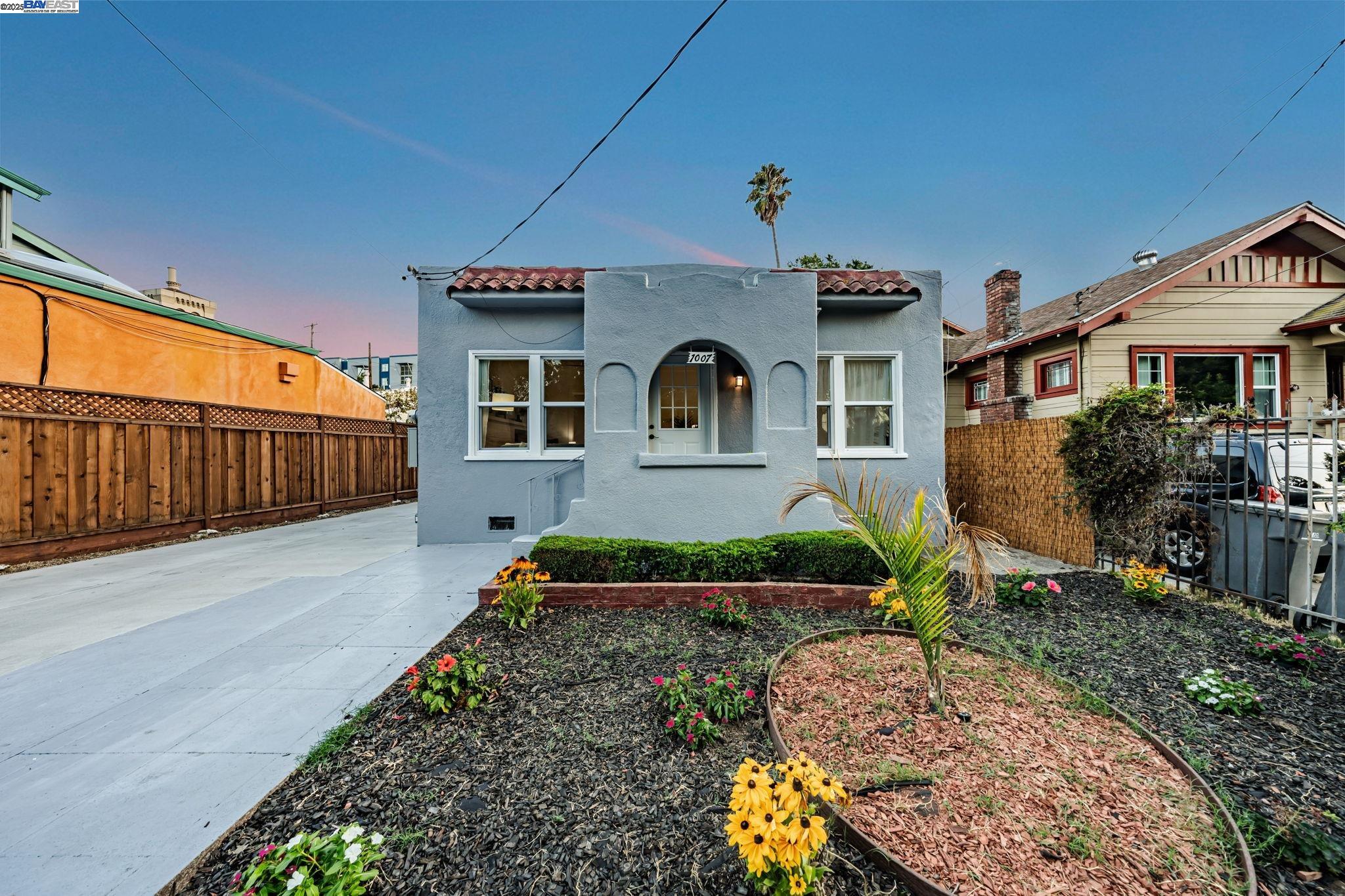 Front Image Thumbnail for BE41112324