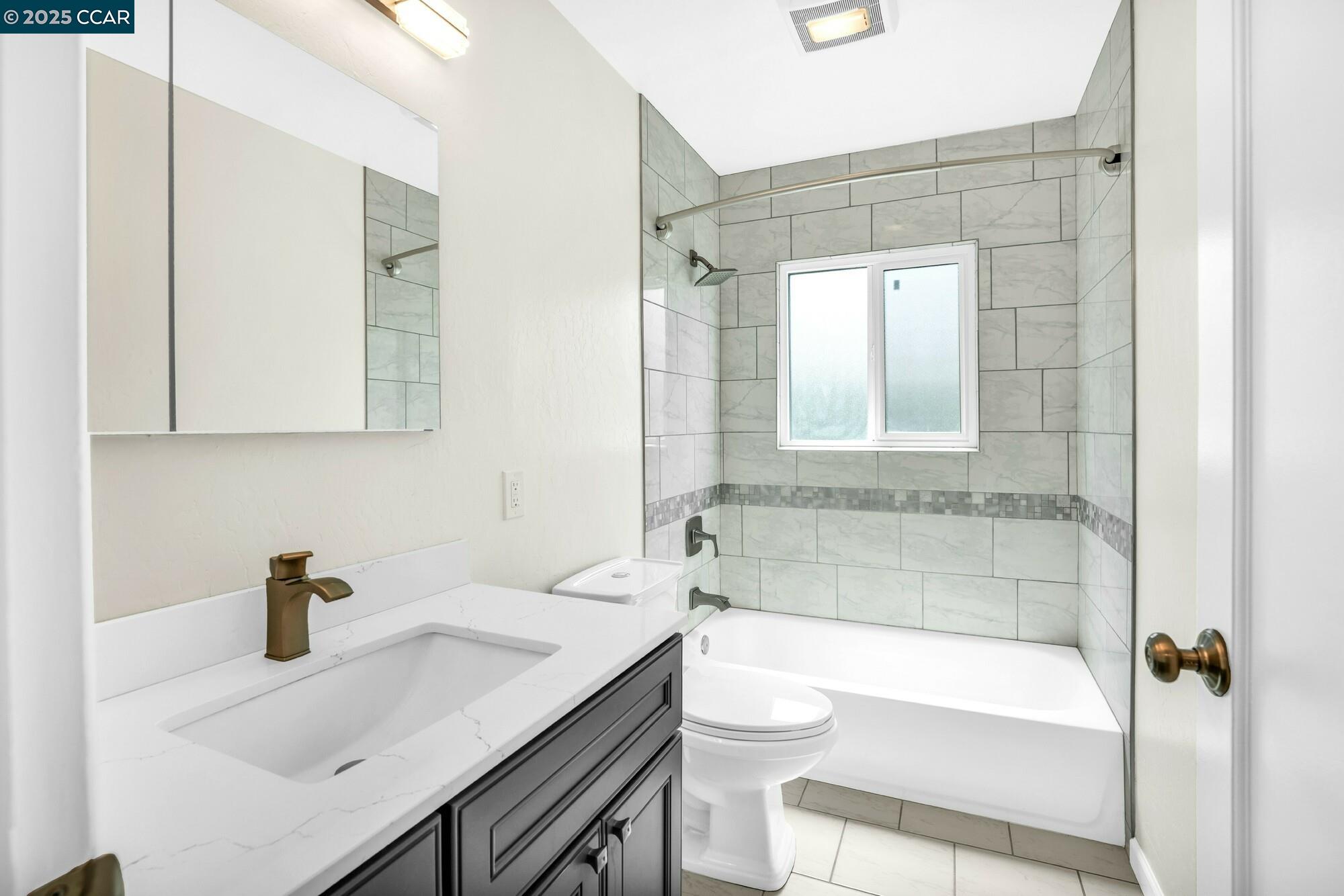 1919 Curtis, Berkeley, CA, 94702