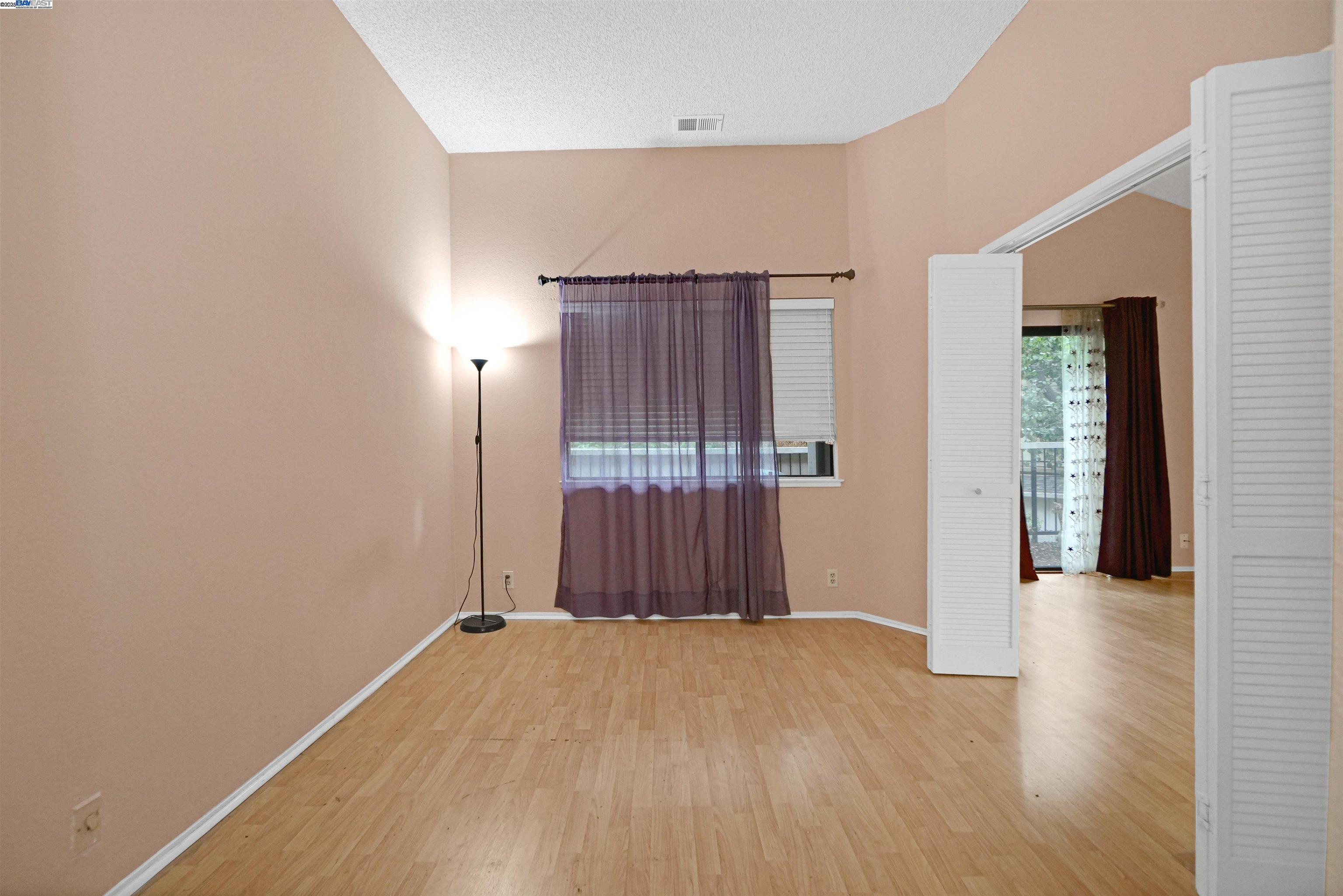 Photo #12: 41112895 Listing: Photo #12