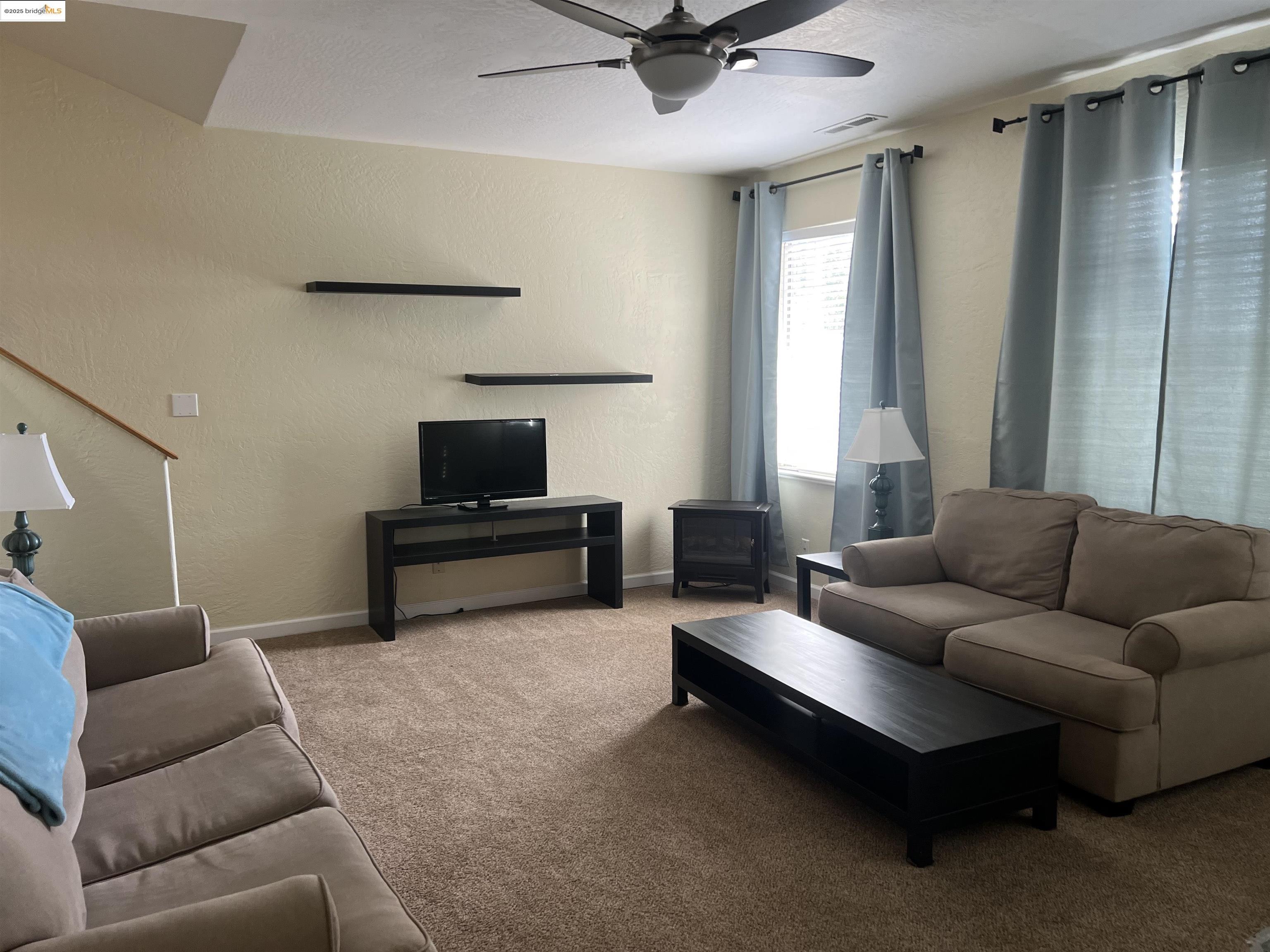 Detail Gallery Image 22 of 43 For 20384 Canyonview Dr, Tuolumne,  CA 95479 - 4 Beds | 3 Baths