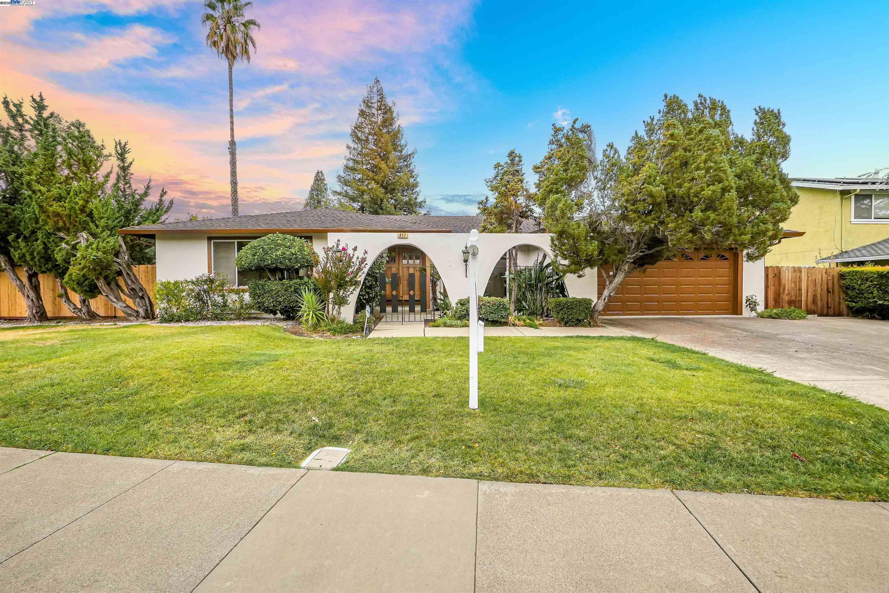 Front Image Thumbnail for BE41112988