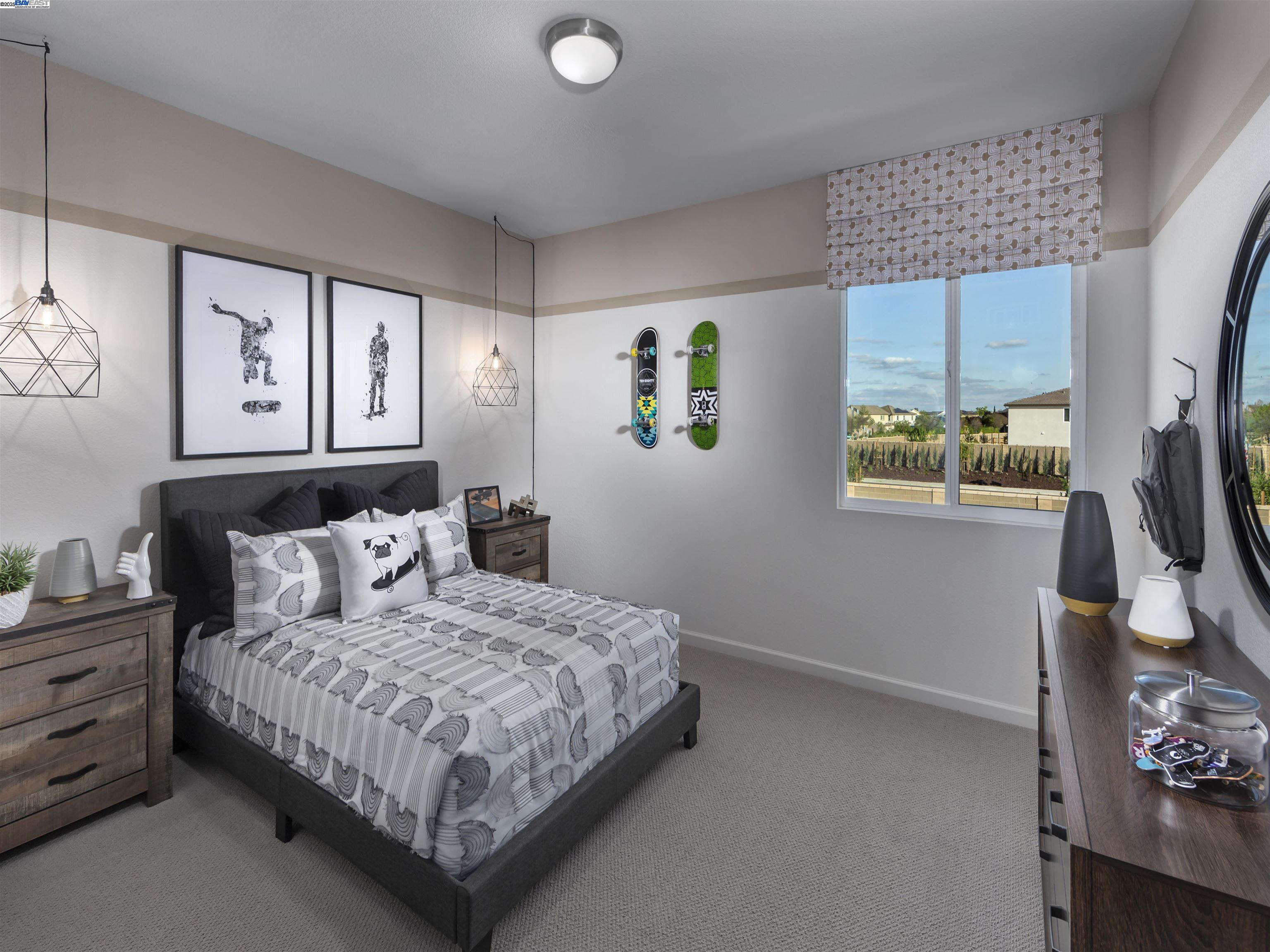 Detail Gallery Image 5 of 12 For 672 Channel Cir, Oakley,  CA 94561 - 5 Beds | 3/1 Baths