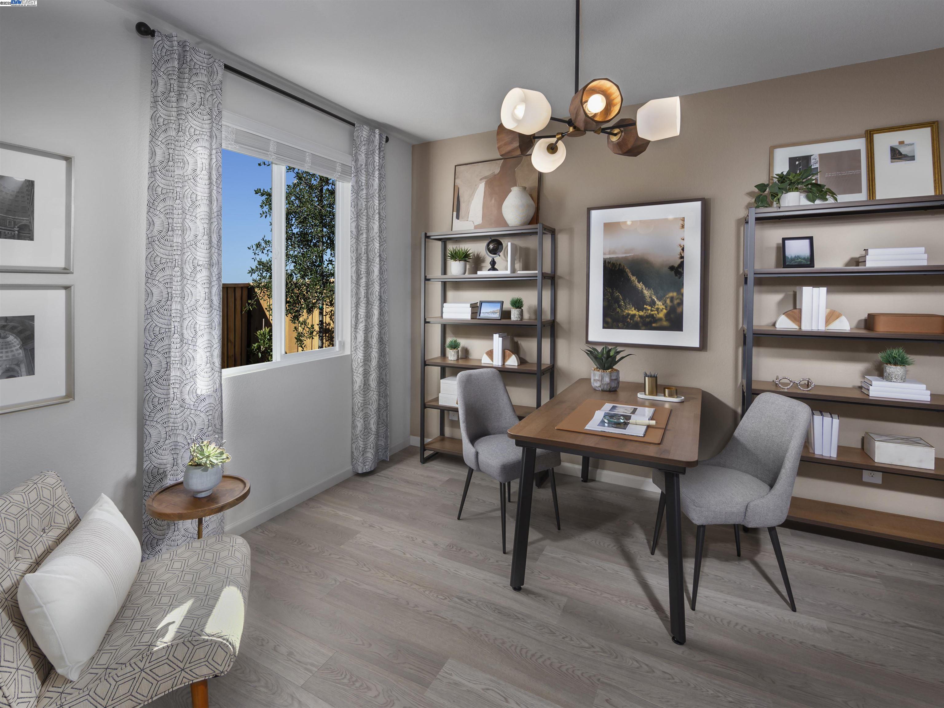 Detail Gallery Image 10 of 12 For 672 Channel Cir, Oakley,  CA 94561 - 5 Beds | 3/1 Baths