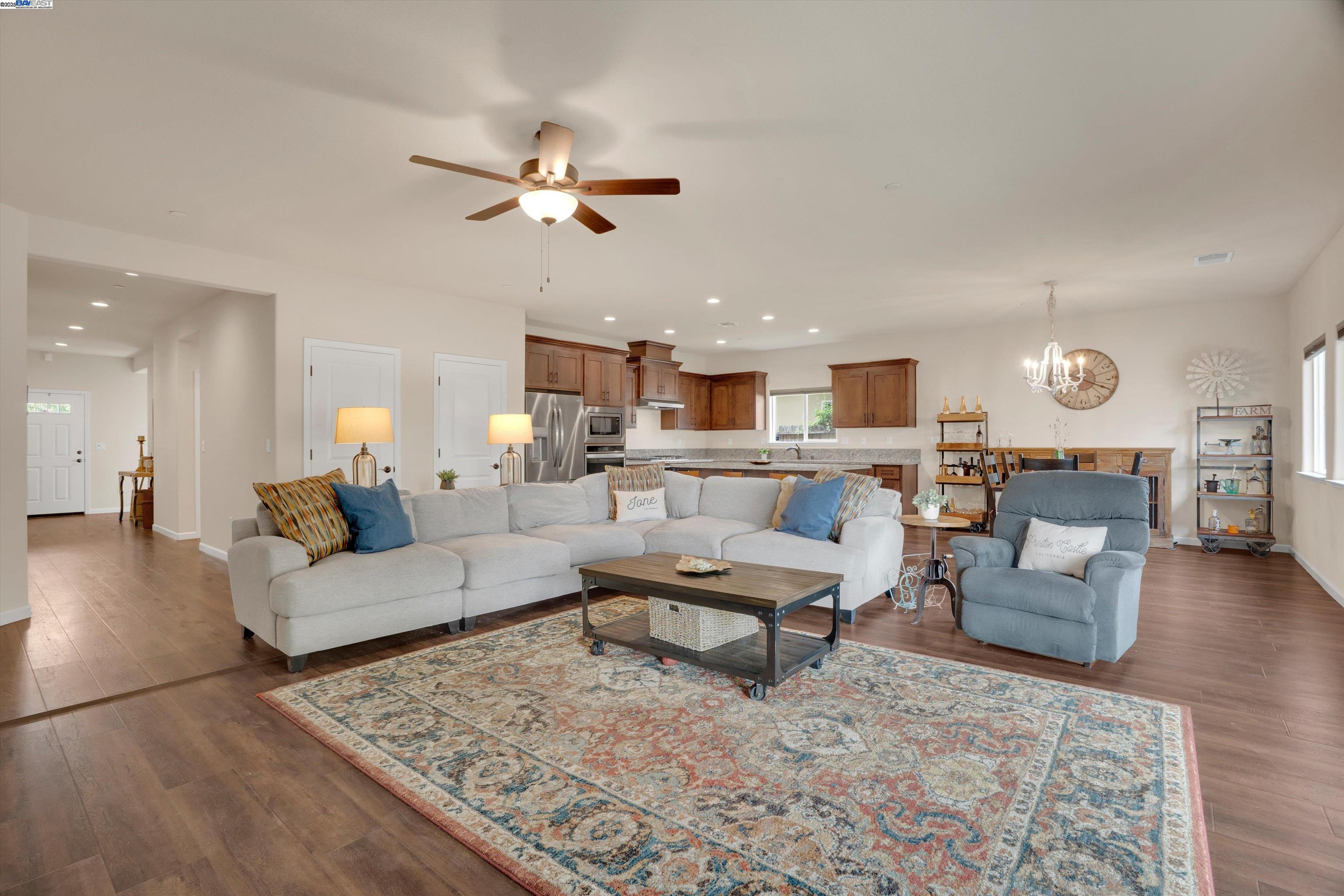 Front Image Thumbnail for BE41113362