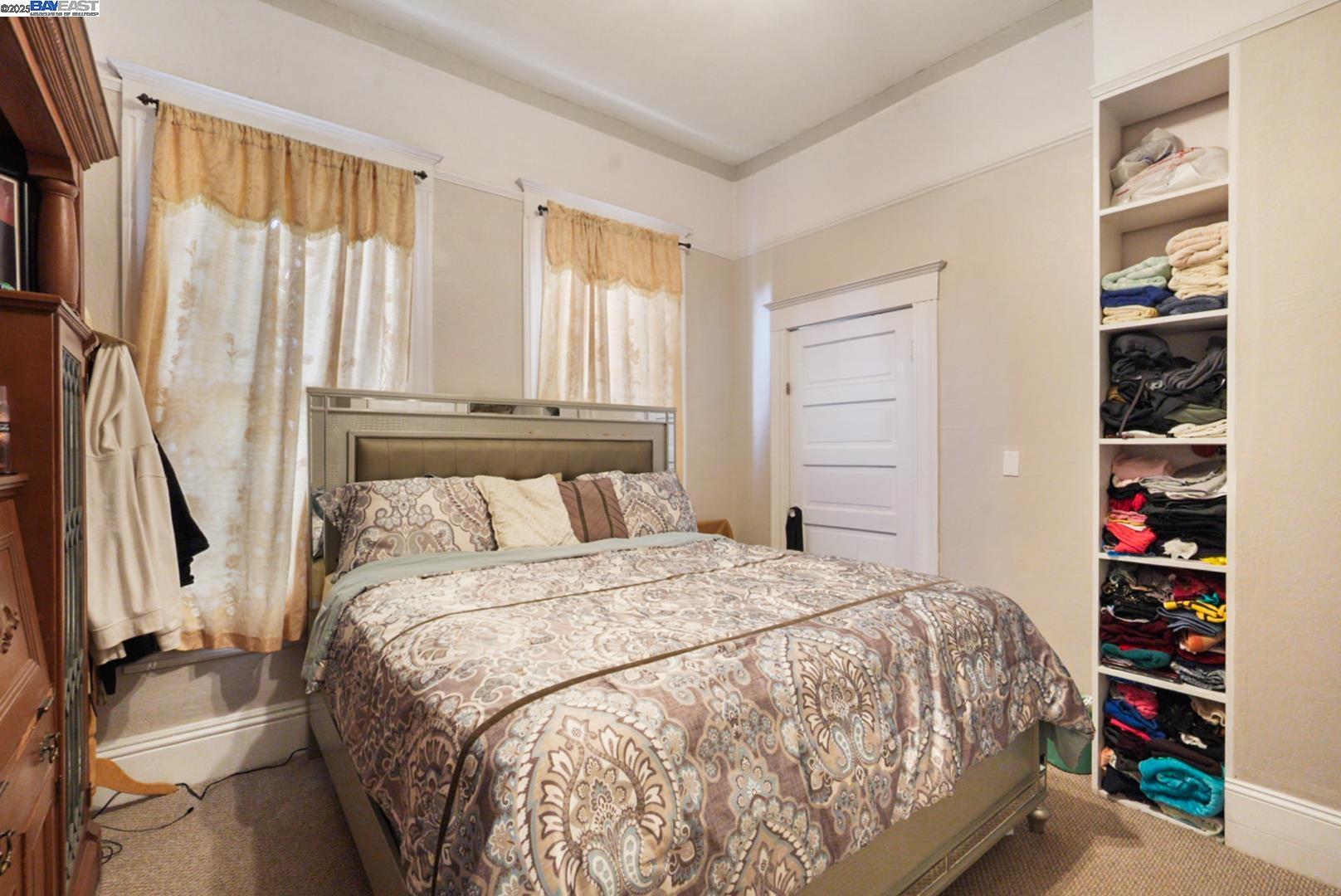 Detail Gallery Image 11 of 33 For 825 N San Joaquin Street, Stockton,  CA 95202 - 5 Beds | 3 Baths