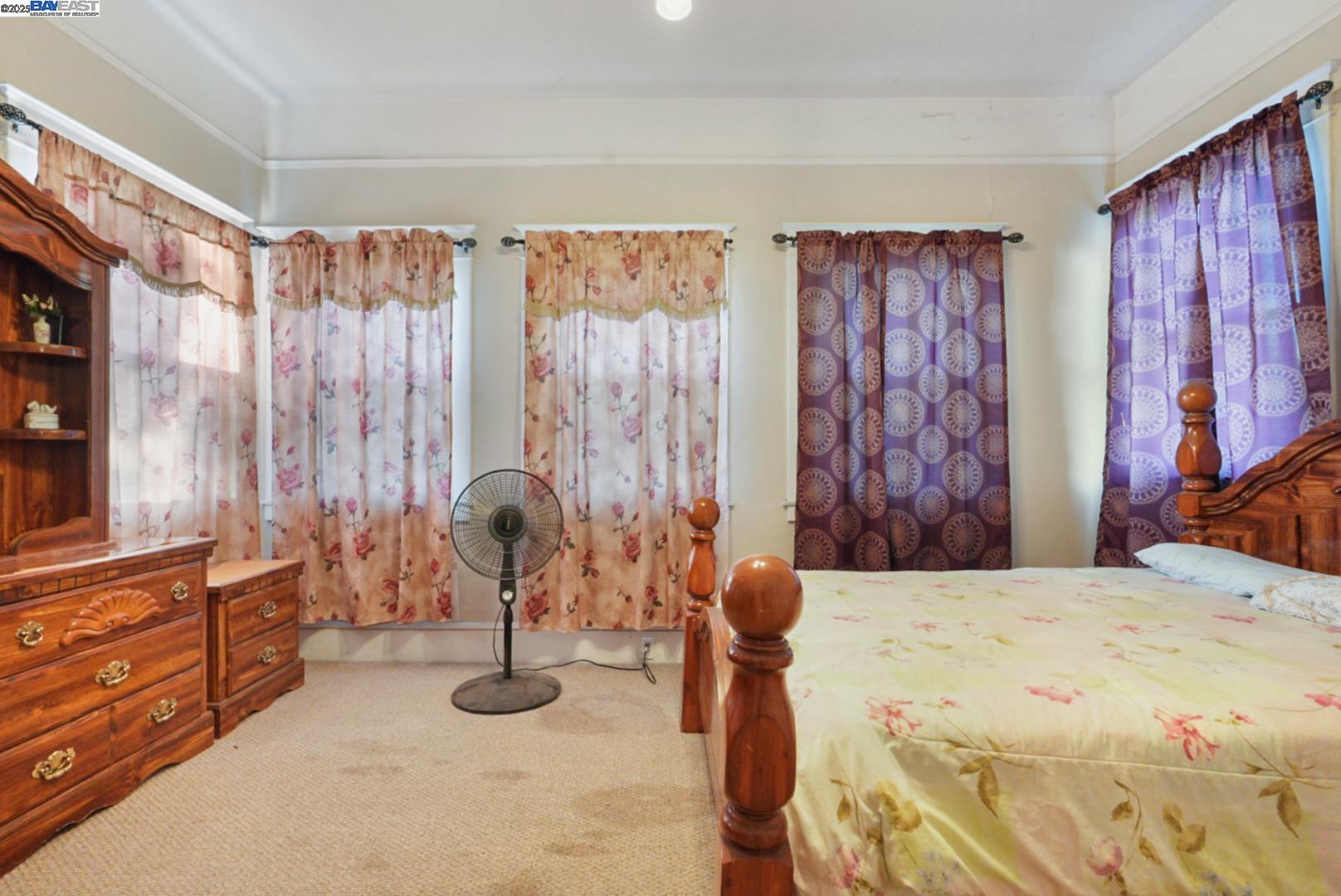 Detail Gallery Image 13 of 33 For 825 N San Joaquin Street, Stockton,  CA 95202 - 5 Beds | 3 Baths