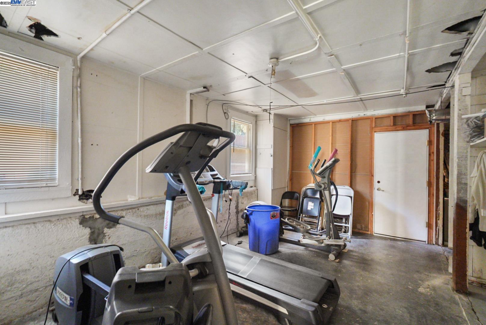 Detail Gallery Image 29 of 33 For 825 N San Joaquin Street, Stockton,  CA 95202 - 5 Beds | 3 Baths