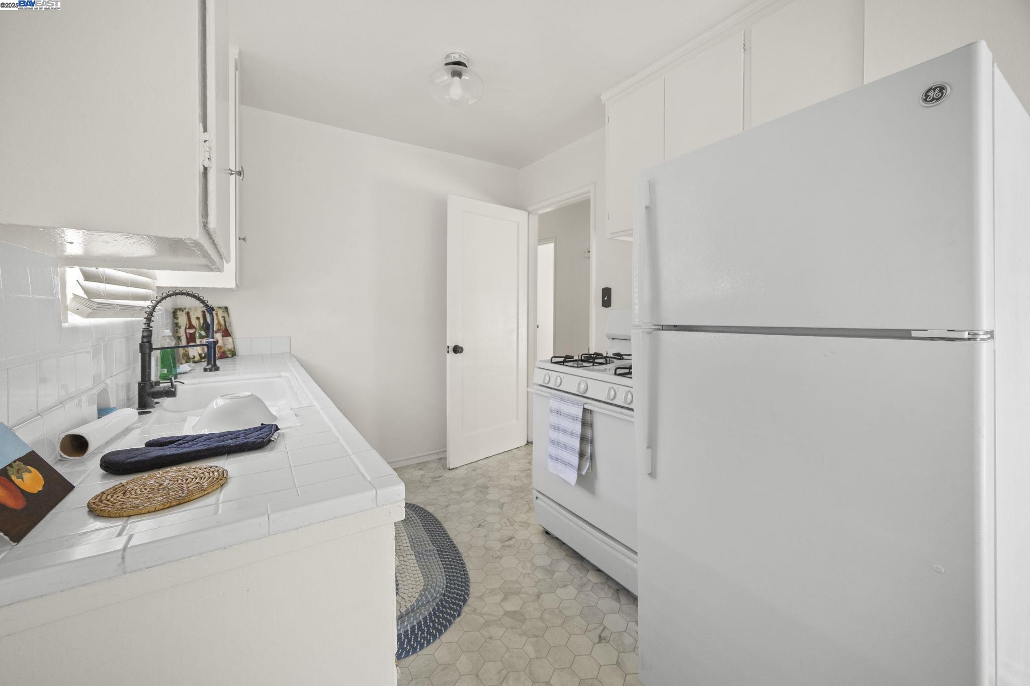 2790 Sacramento St, Berkeley CA 94702 — photo 5