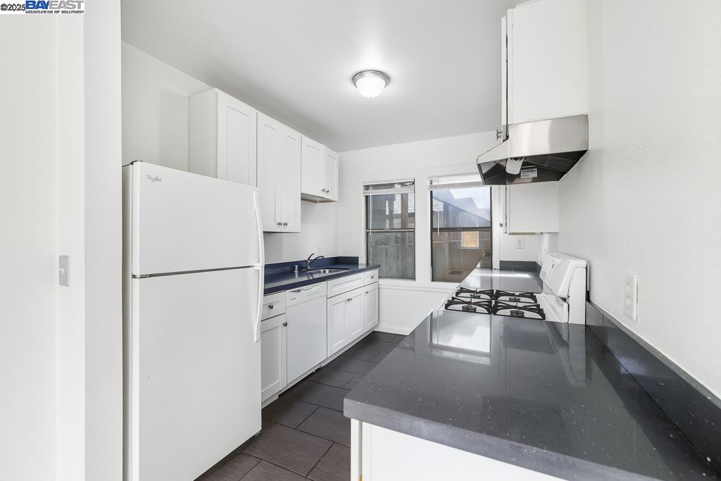 2138 19Th Ave, Oakland CA 94606 — photo 14