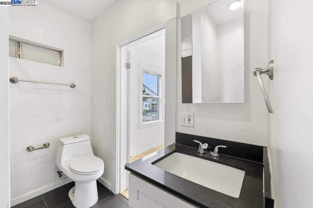 2138 19Th Ave, Oakland CA 94606 — photo 25