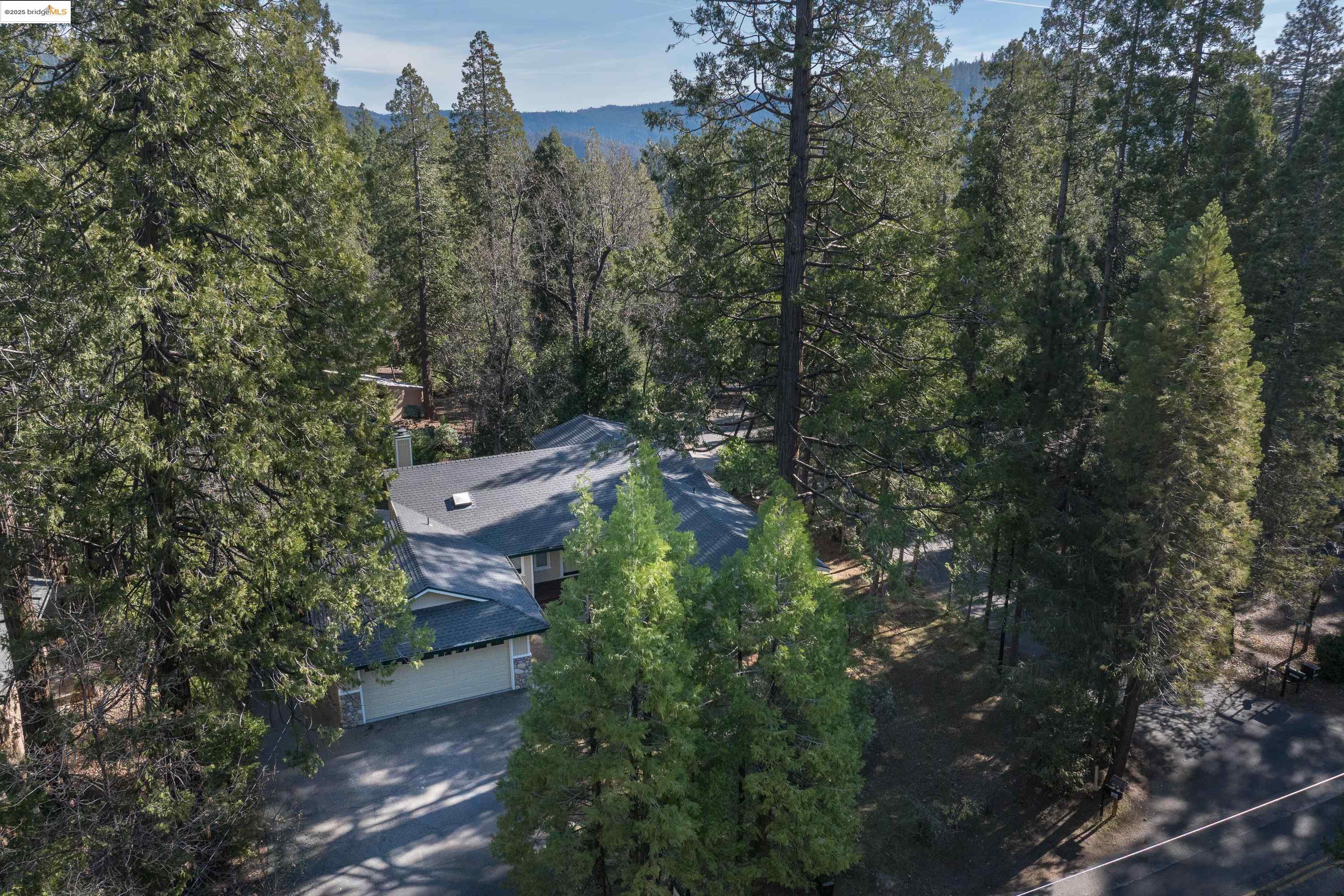 Detail Gallery Image 26 of 30 For 22749 Confidence Rd, Twain Harte,  CA 95383 - 3 Beds | 3 Baths