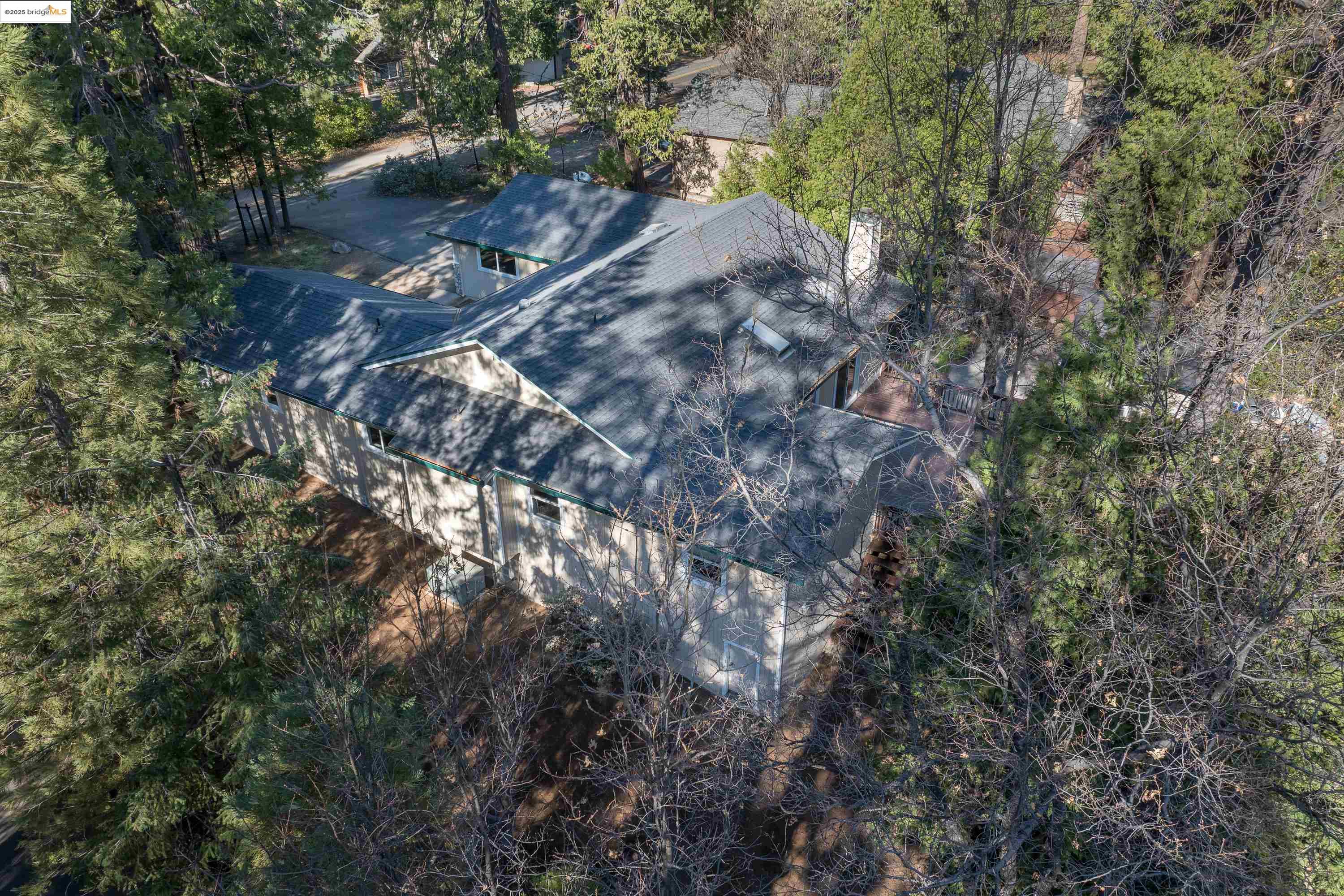 Detail Gallery Image 30 of 30 For 22749 Confidence Rd, Twain Harte,  CA 95383 - 3 Beds | 3 Baths