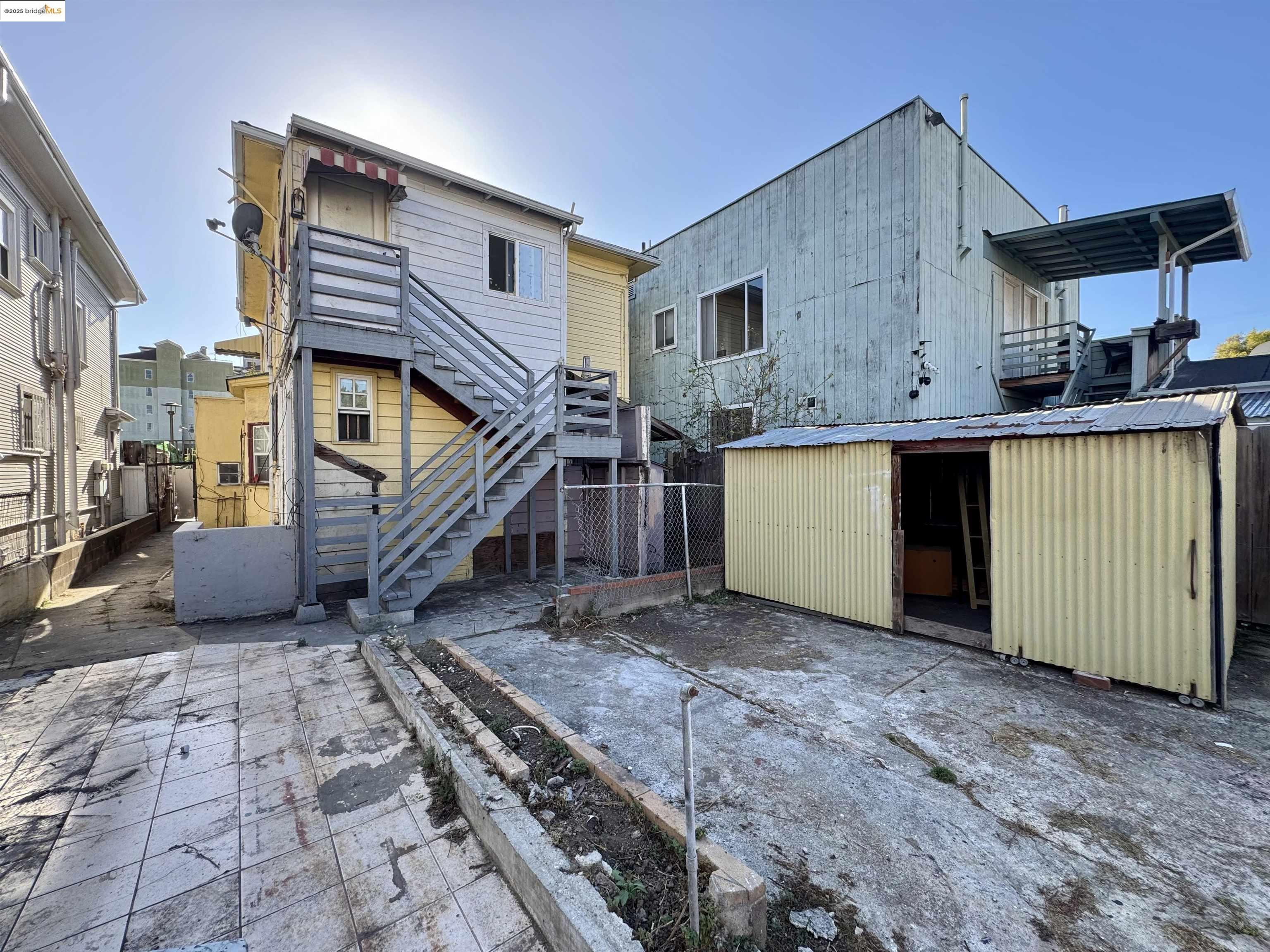 220 International Blvd, Oakland, CA, 94606