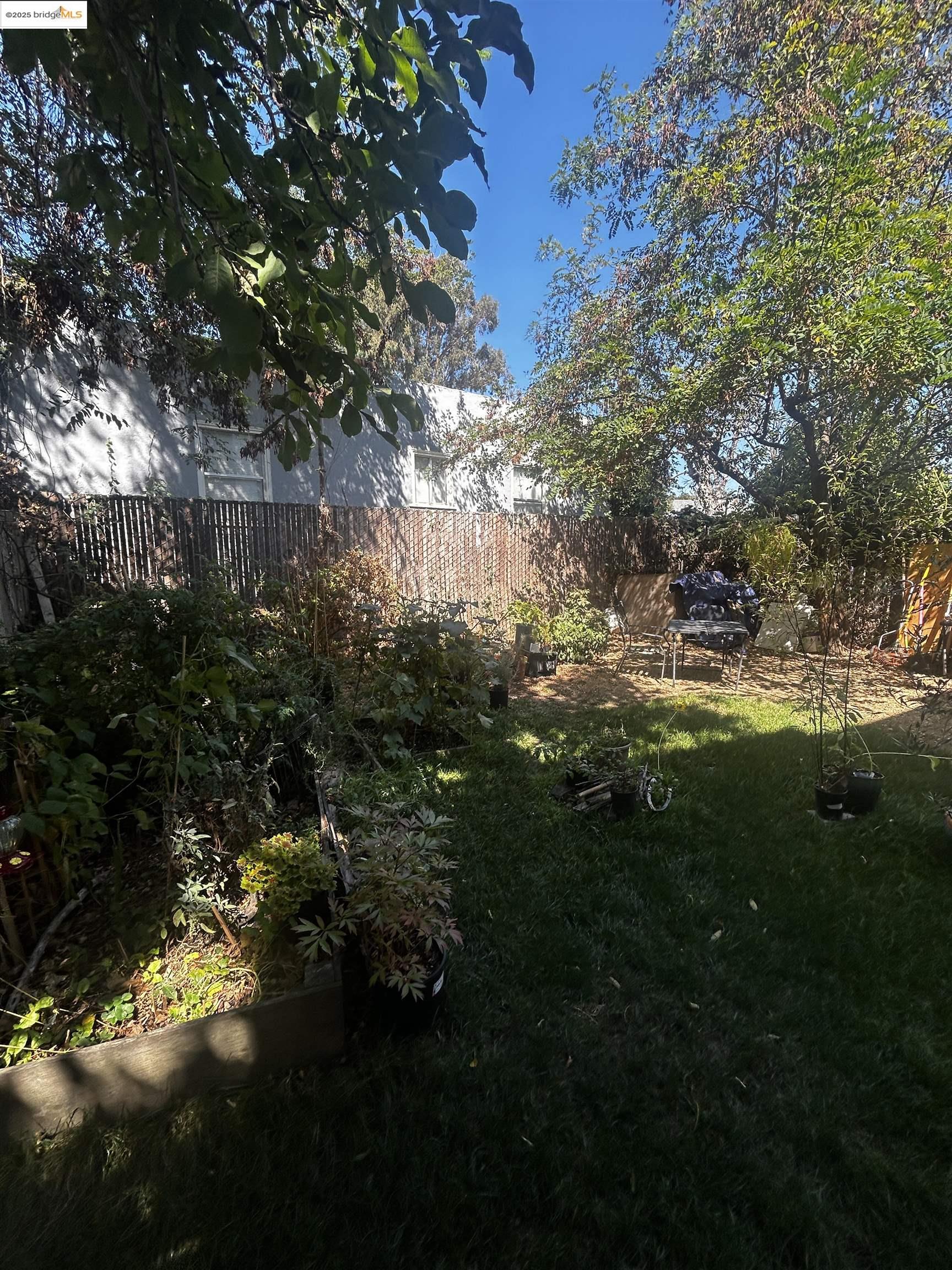 2816 Foothill Blvd, Oakland CA 94601 — photo 17