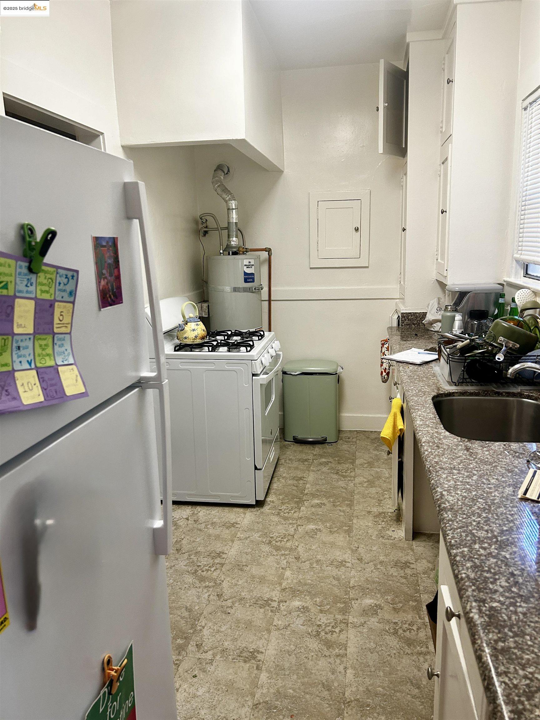 2816 Foothill Blvd, Oakland CA 94601 — photo 6