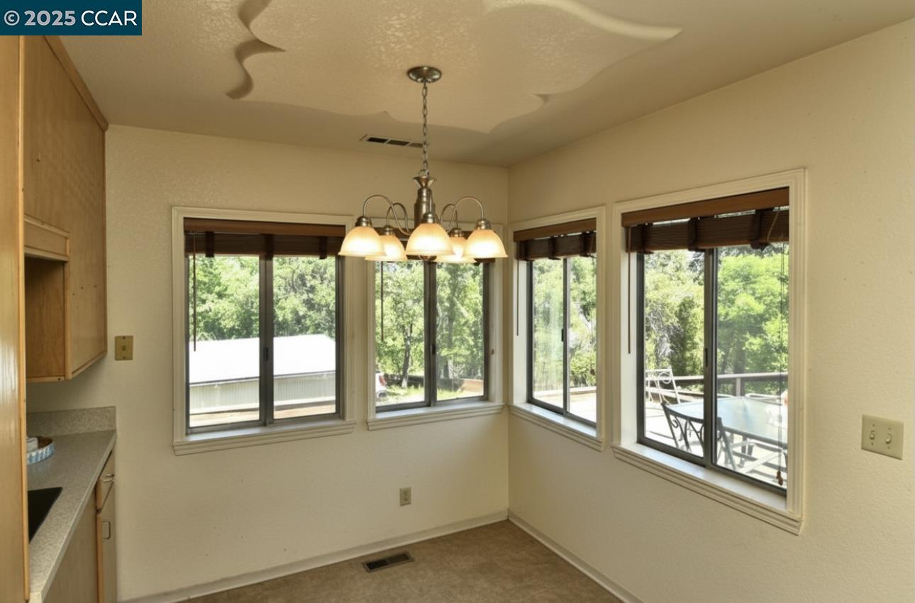 9687 Manzanita Way, Coulterville CA 95311 — photo 8