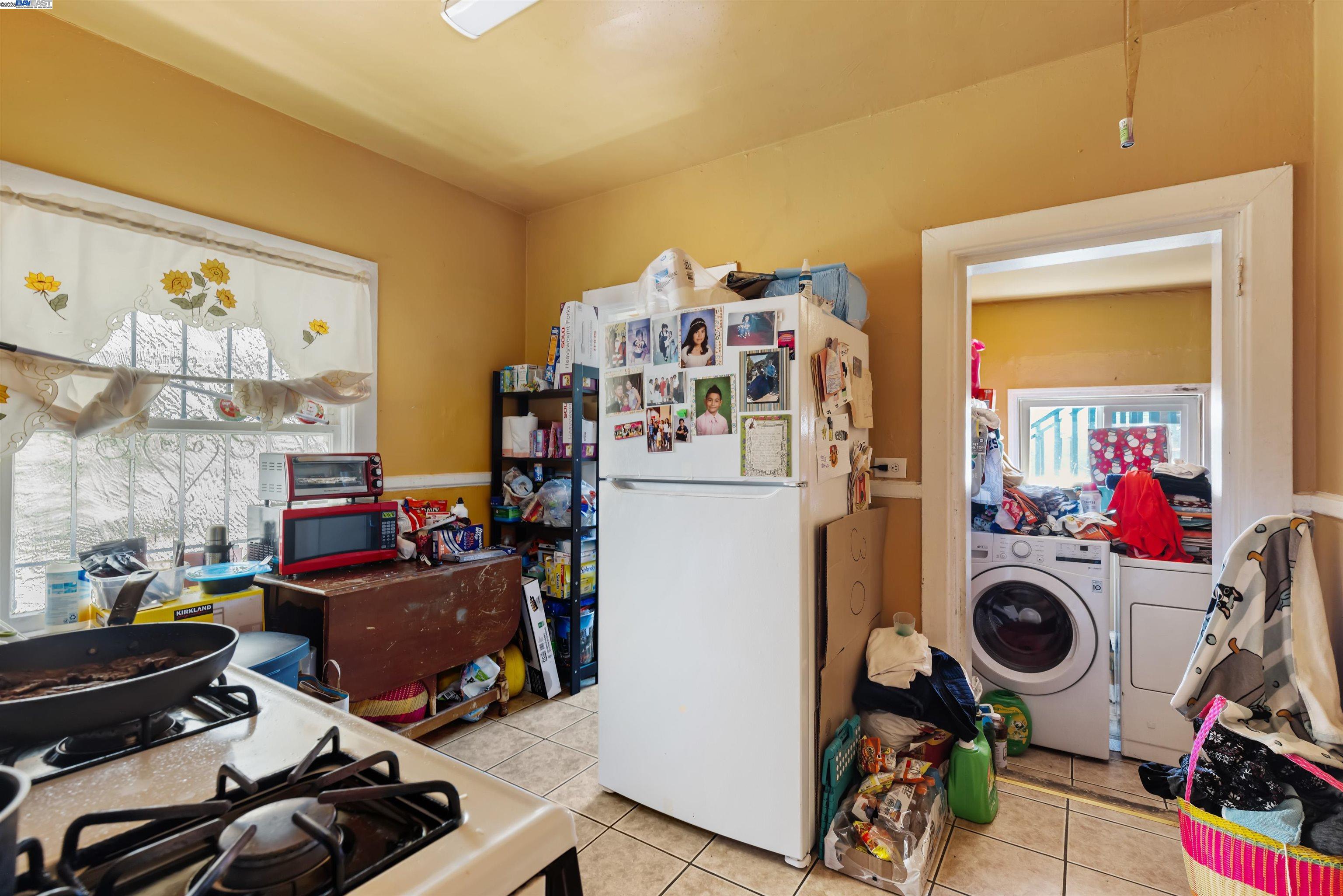 845 Isabella Street, Oakland CA 94607 — photo 11