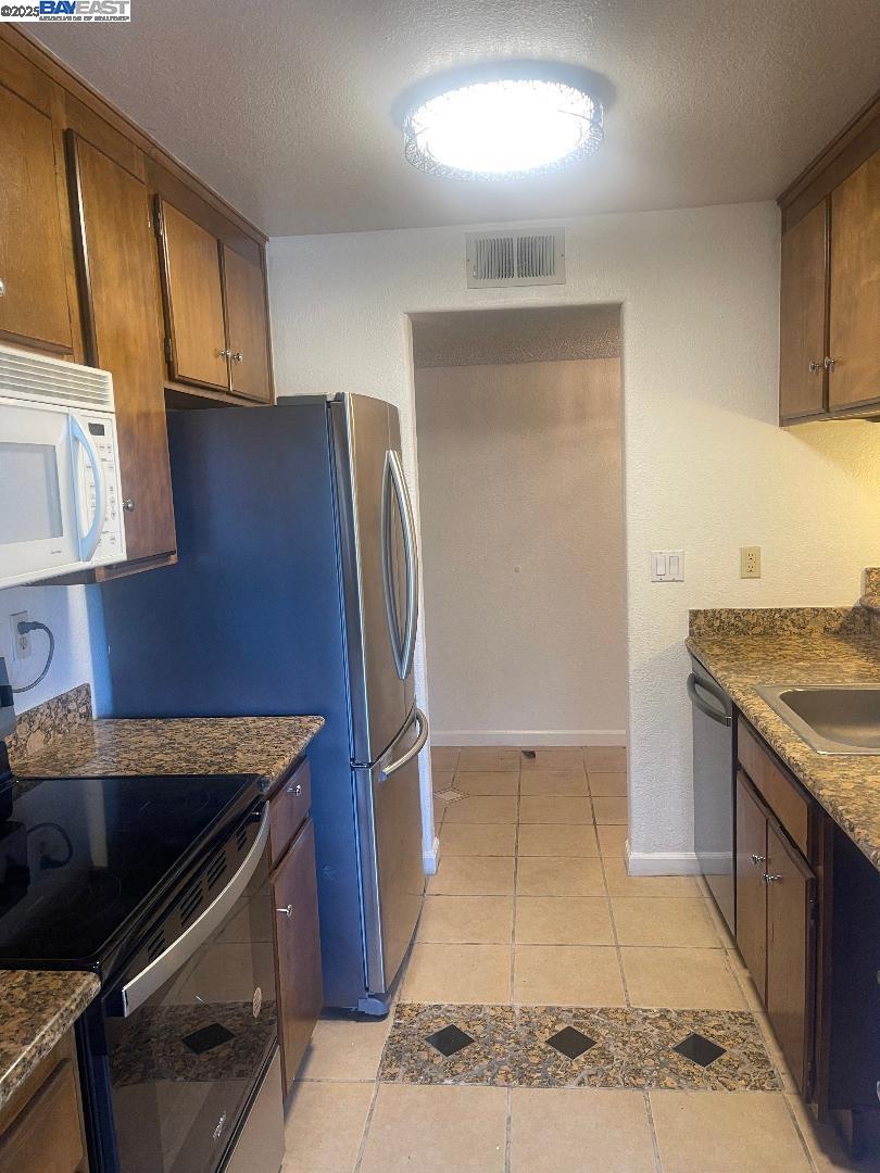 400 Davis UNIT 301, San Leandro, CA, 94577