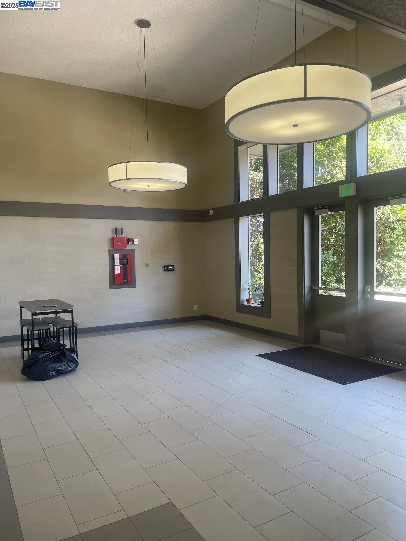 400 Davis UNIT 301, San Leandro, CA, 94577