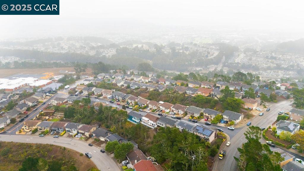 Detail Gallery Image 34 of 49 For 225 Merced Dr, San Bruno,  CA 94066 - 5 Beds | 3 Baths