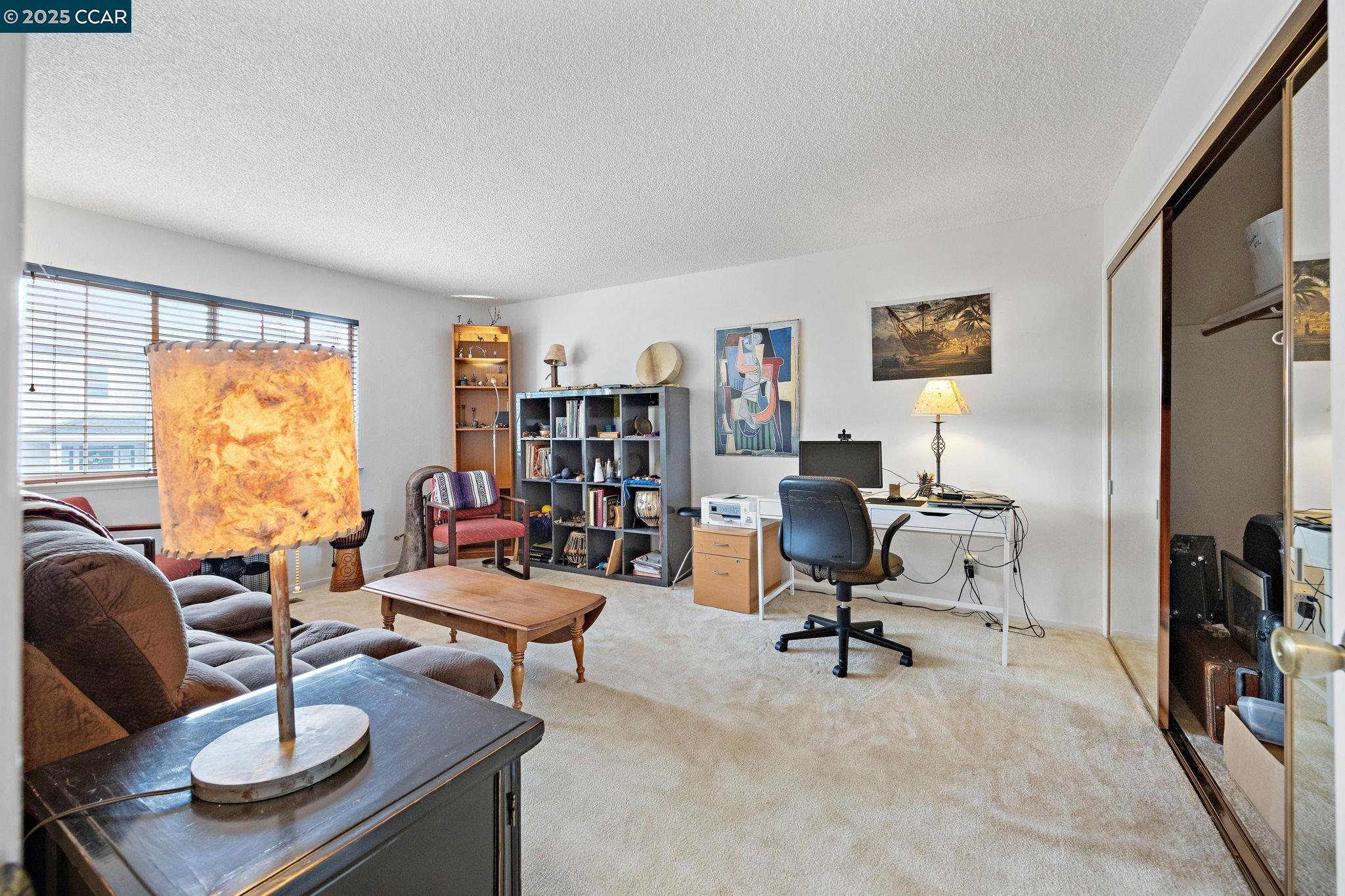 Detail Gallery Image 12 of 44 For 624 Primrose Ter, Pinole,  CA 94564 - 3 Beds | 2/1 Baths