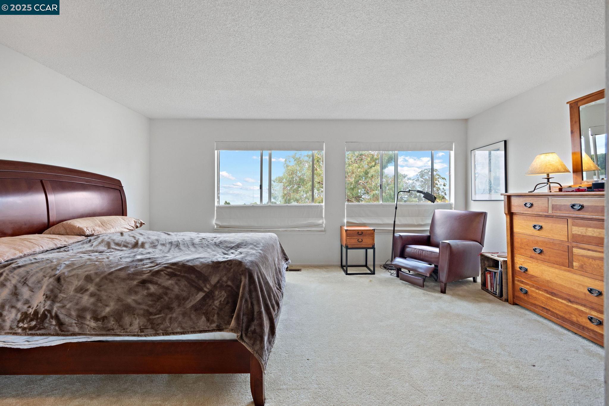 Detail Gallery Image 16 of 44 For 624 Primrose Ter, Pinole,  CA 94564 - 3 Beds | 2/1 Baths