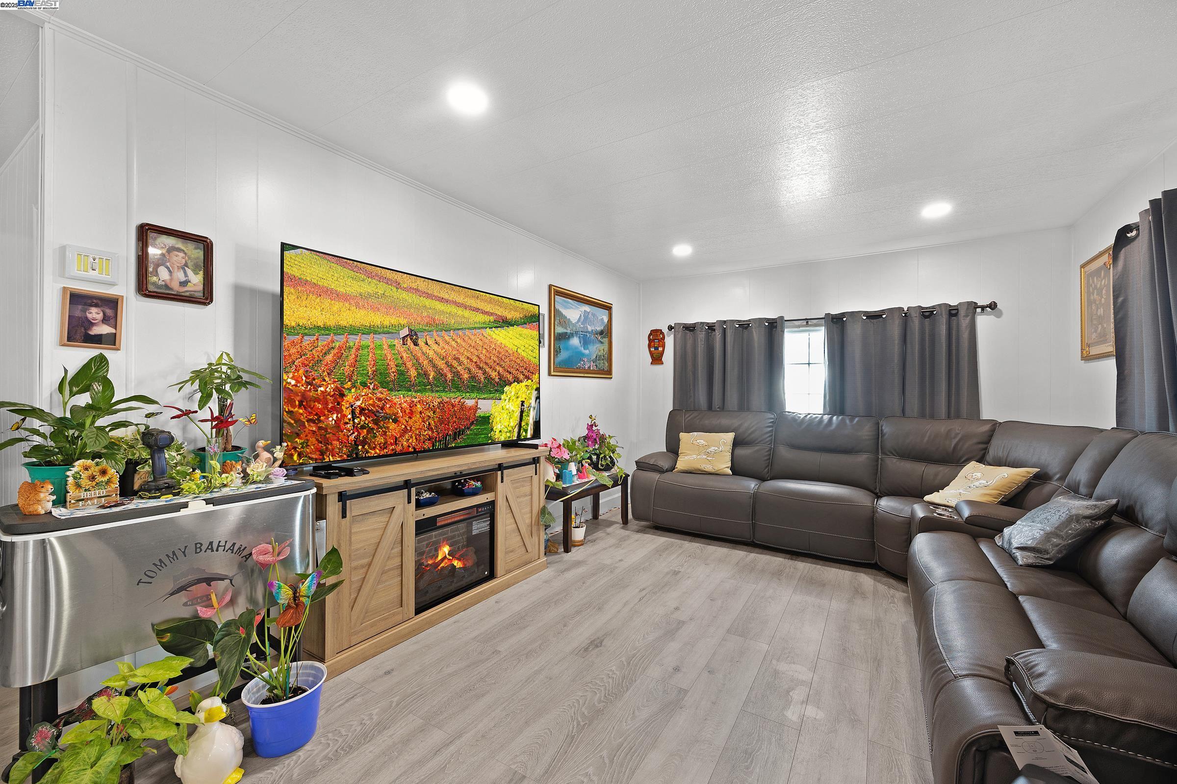 5040 Jackson St. UNIT 169, North Highlands, CA, 95660