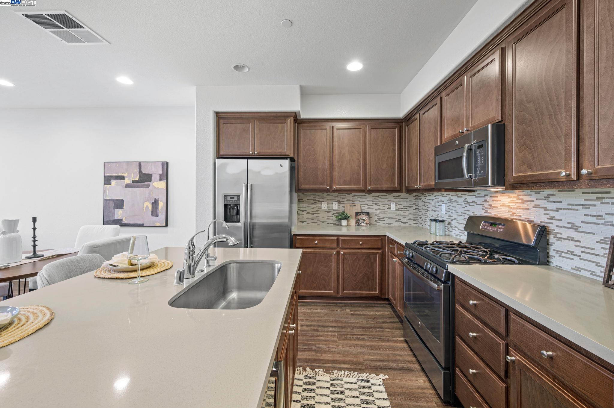 Photo #16: 41114730 Listing: Photo #16