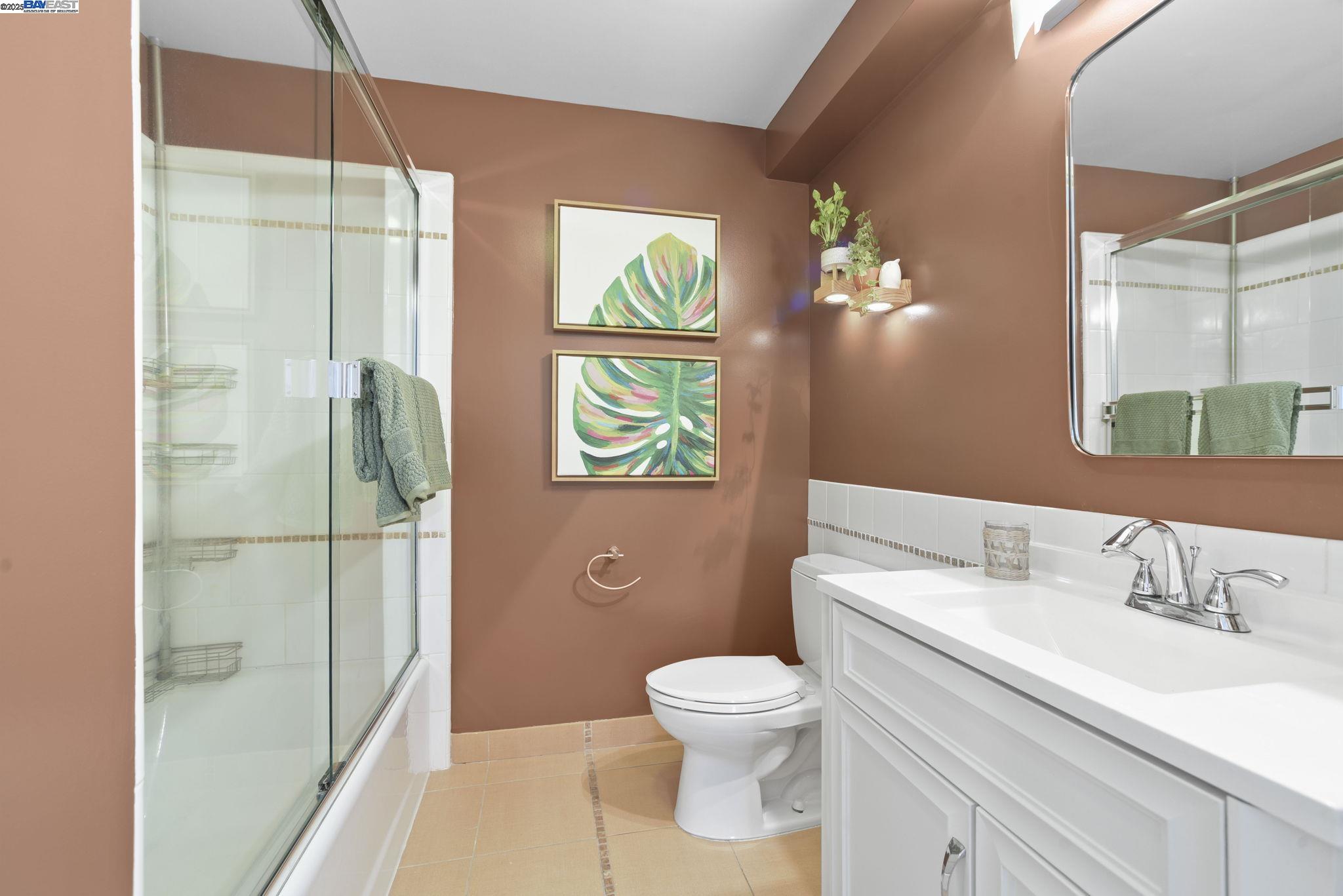 Detail Gallery Image 38 of 47 For 3960 Adeline St #107,  Emeryville,  CA 94608 - 1 Beds | 1/1 Baths