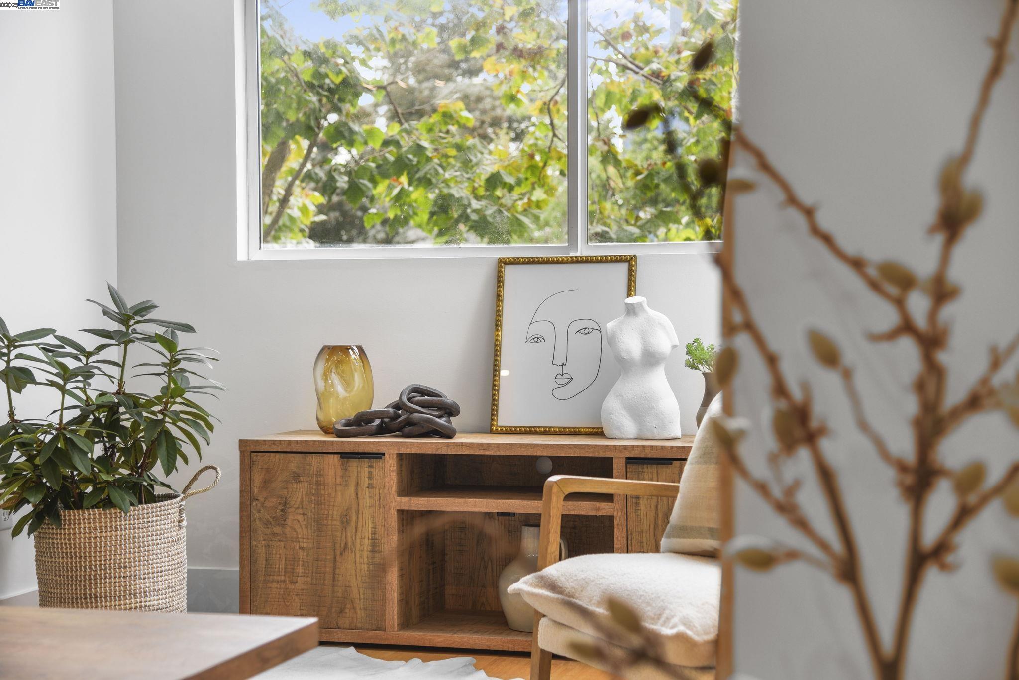 Detail Gallery Image 10 of 47 For 3960 Adeline St #107,  Emeryville,  CA 94608 - 1 Beds | 1/1 Baths