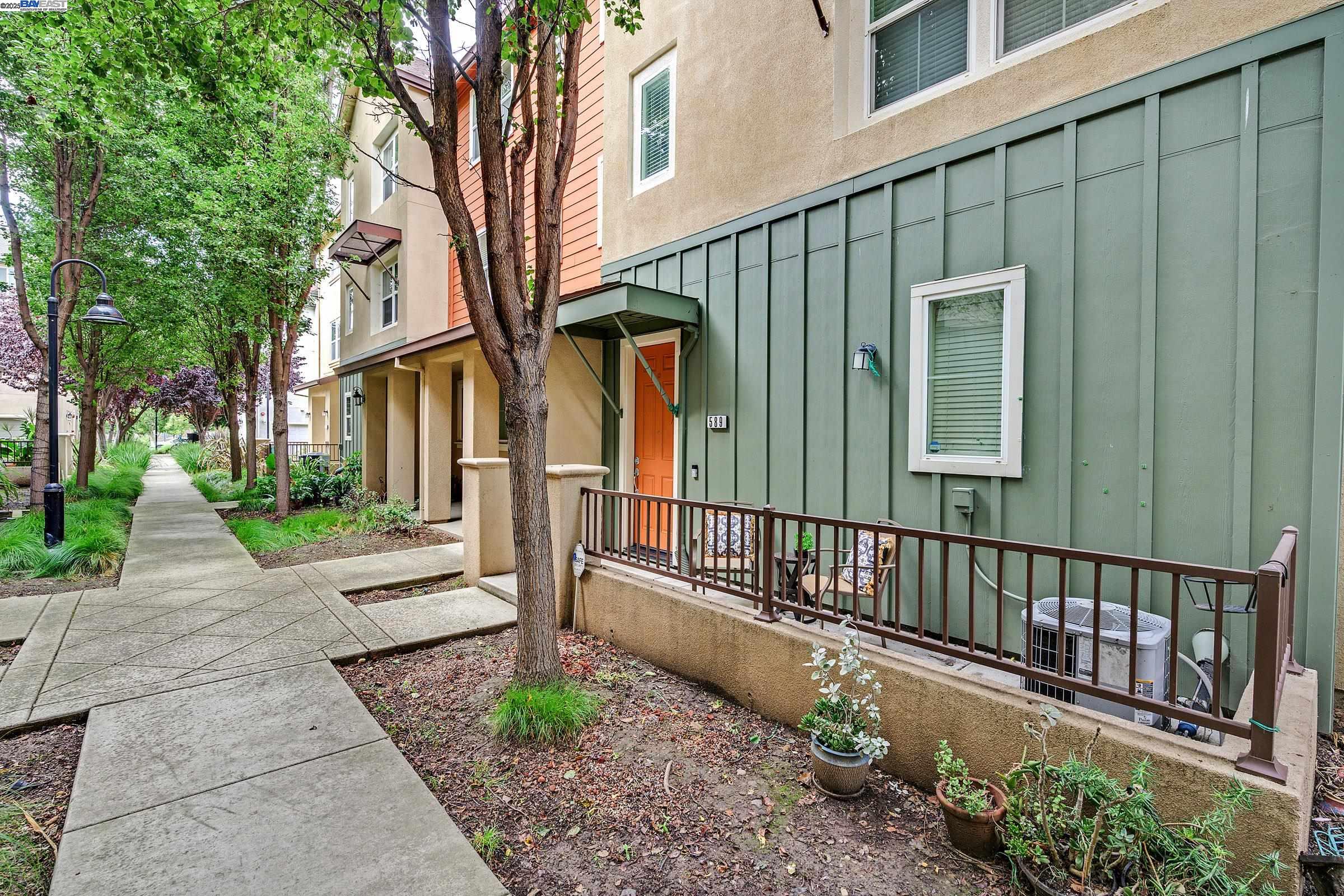 Photo #3: 41115104 Listing: Photo #3