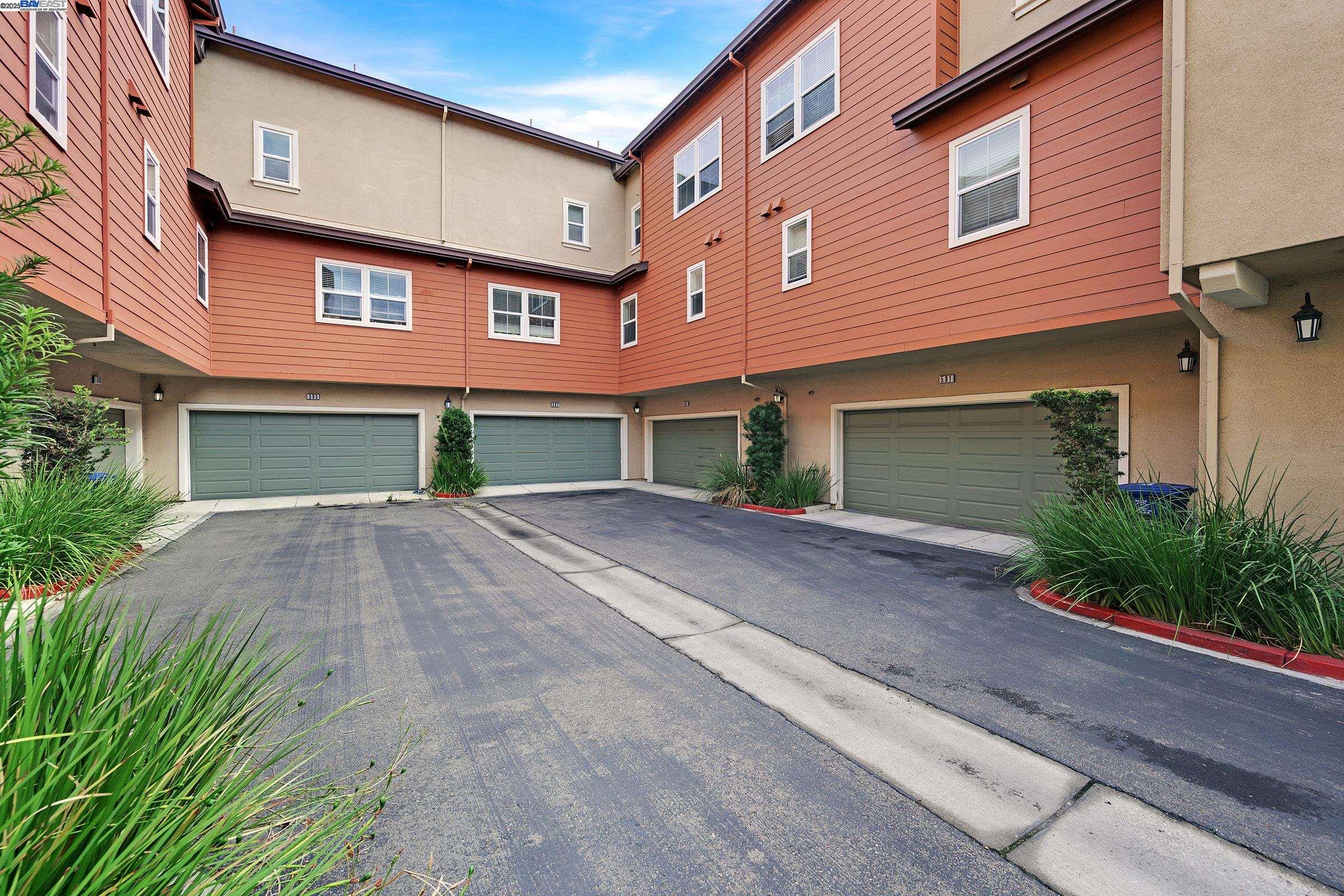 Photo #35: 41115104 Listing: Photo #35