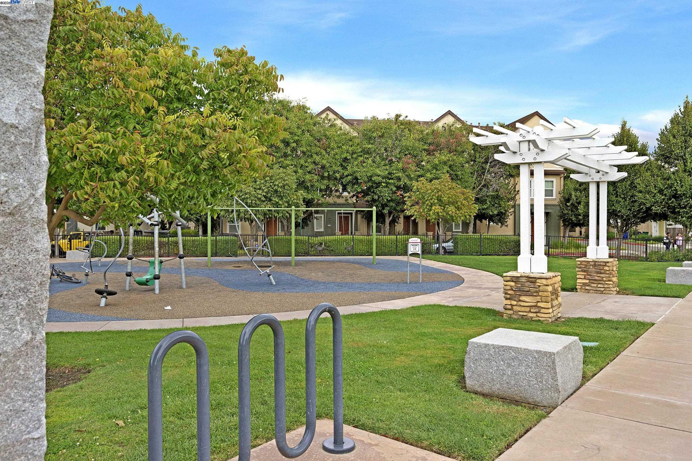 Photo #42: 41115104 Listing: Photo #42