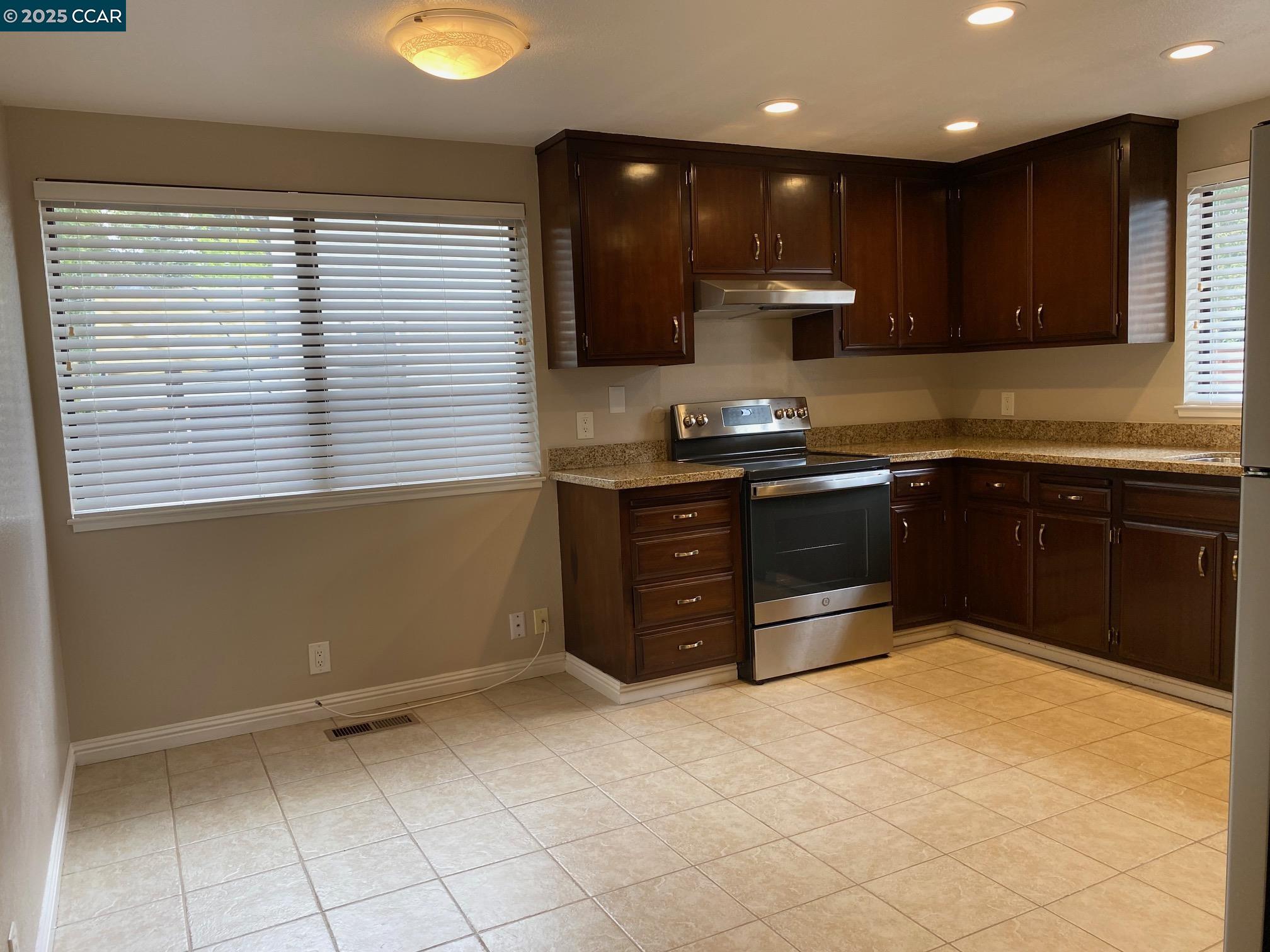 1220 Walker Ave UNIT 3, Walnut Creek, CA, 94596