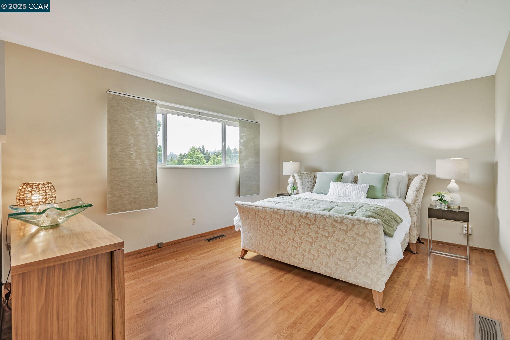 Detail Gallery Image 12 of 54 For 92 Gaywood Pl, Moraga,  CA 94556 - 4 Beds | 2 Baths