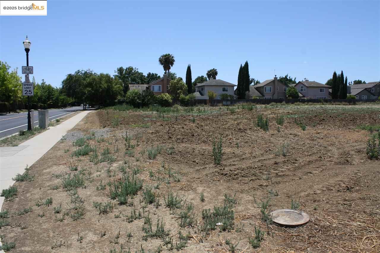 0 Oak St, Brentwood CA 94513 — photo 5