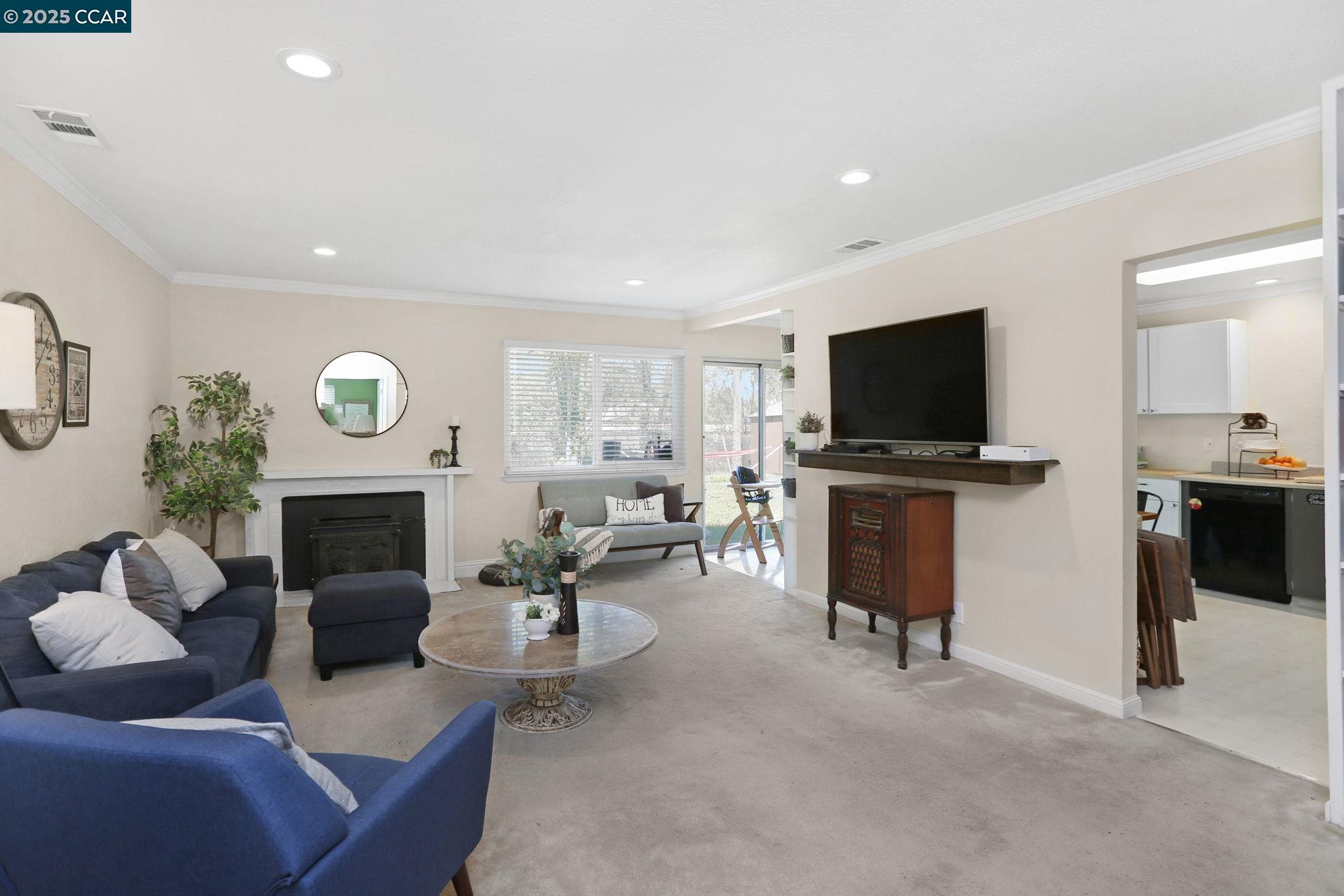 2745 Minert Rd, Concord CA 94518 — photo 2