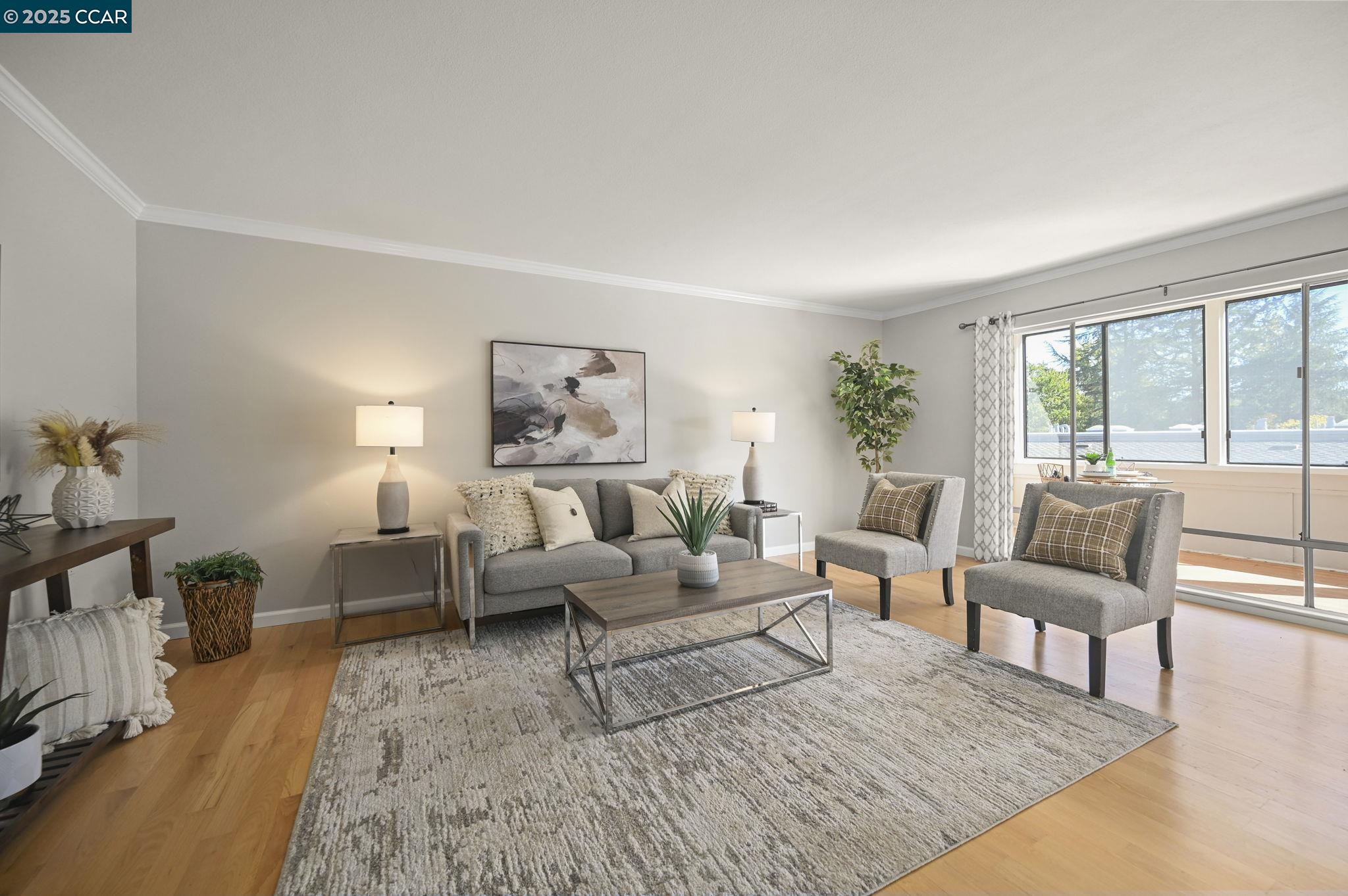 Photo #3: 41115524 Listing: Photo #3