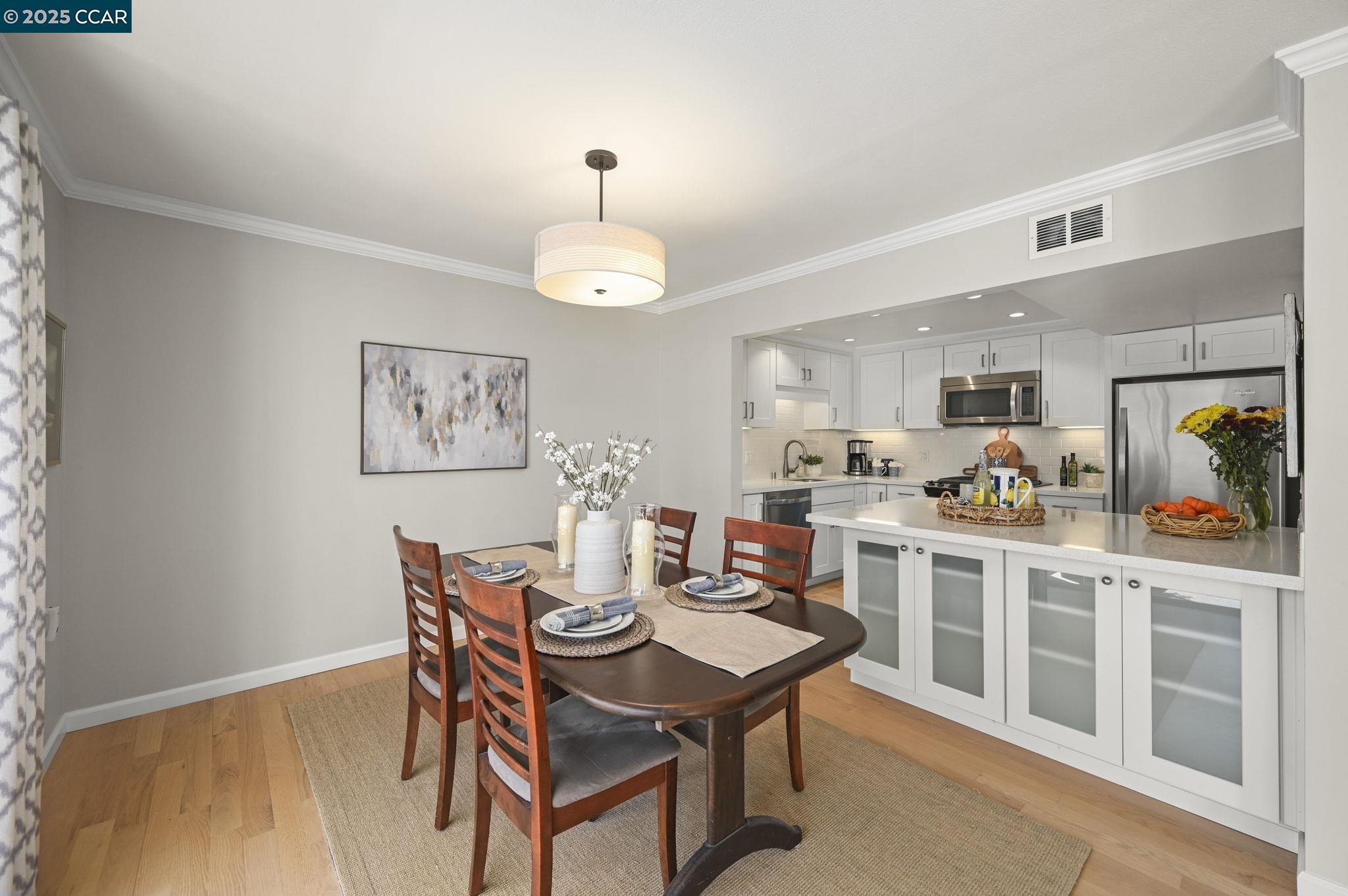 Photo #7: 41115524 Listing: Photo #7