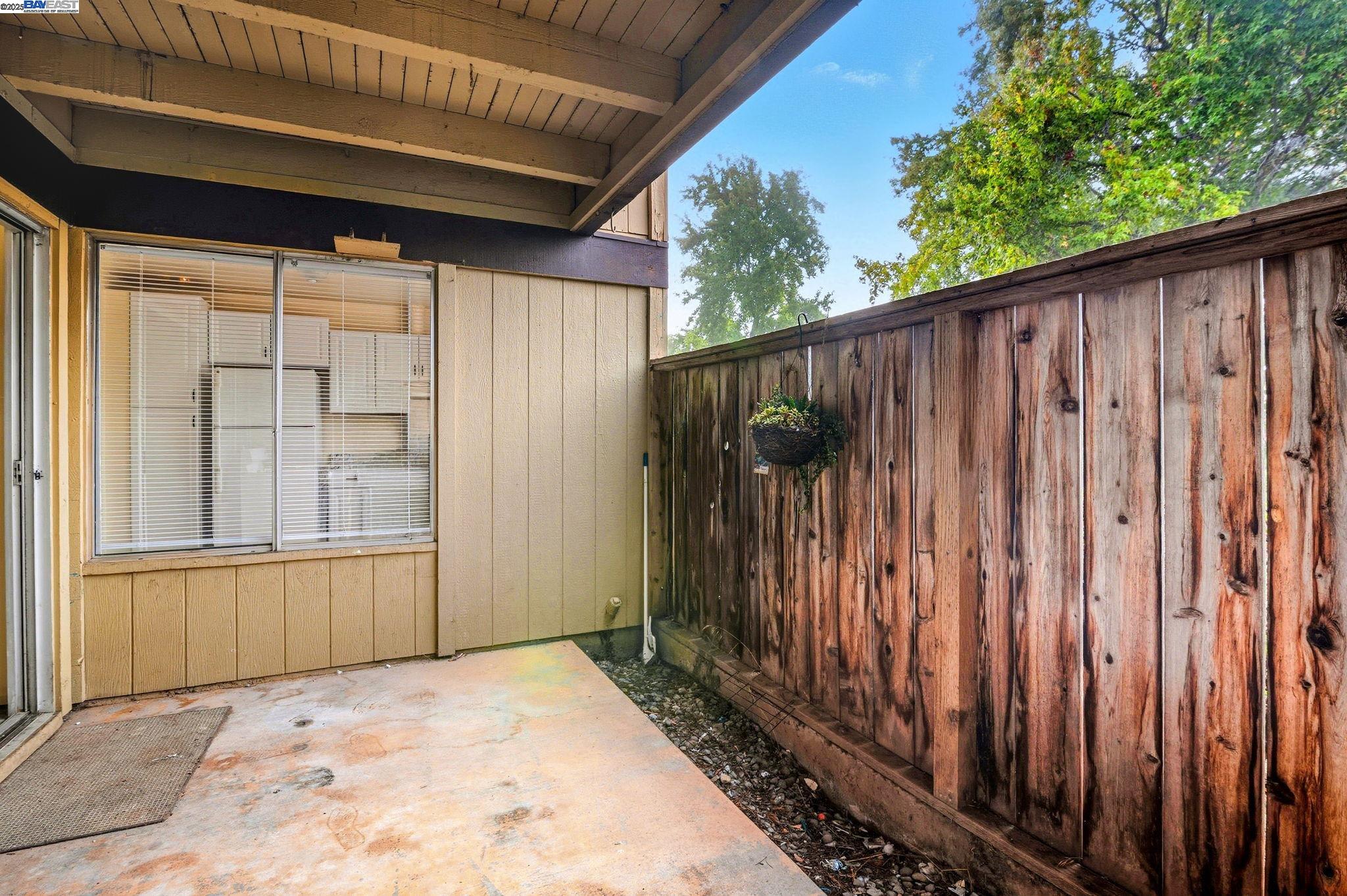 Detail Gallery Image 29 of 34 For 355 Parkview Ter #D1,  Vallejo,  CA 94589 - 2 Beds | 1 Baths