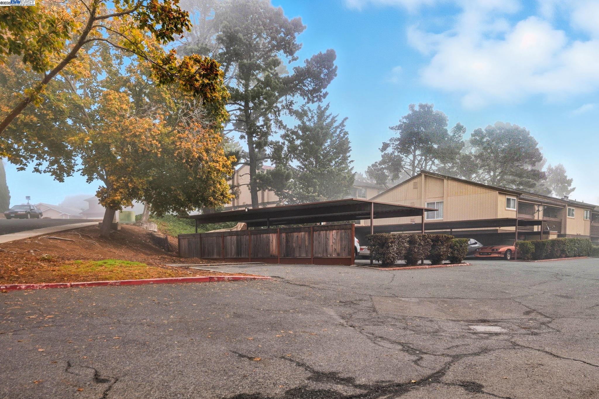 Detail Gallery Image 32 of 34 For 355 Parkview Ter #D1,  Vallejo,  CA 94589 - 2 Beds | 1 Baths