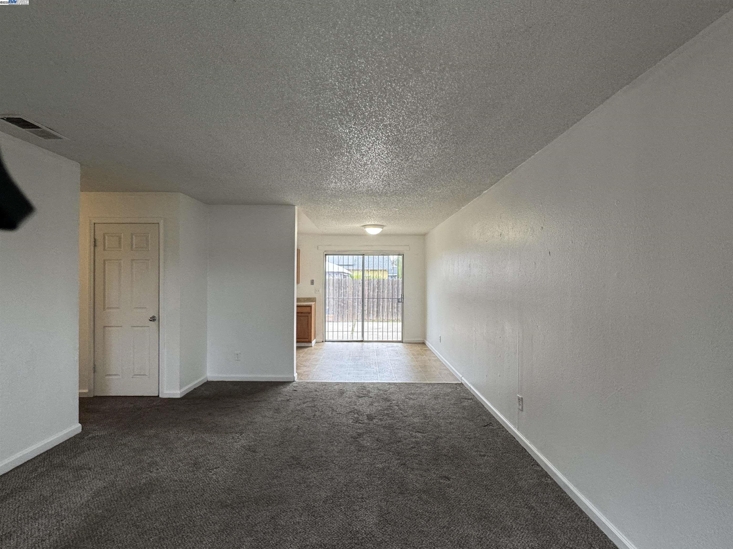 Detail Gallery Image 14 of 40 For 3338 Zamora Way, Stockton,  CA 95206 - 3 Beds | 1/1 Baths