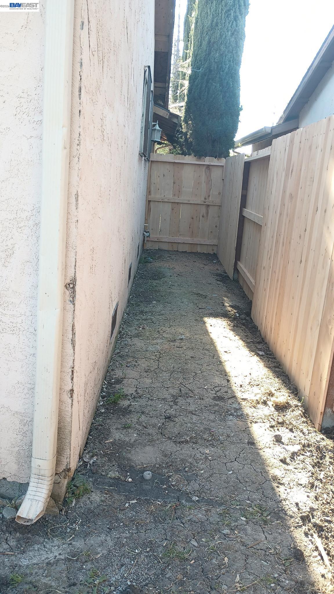 Detail Gallery Image 39 of 40 For 3338 Zamora Way, Stockton,  CA 95206 - 3 Beds | 1/1 Baths