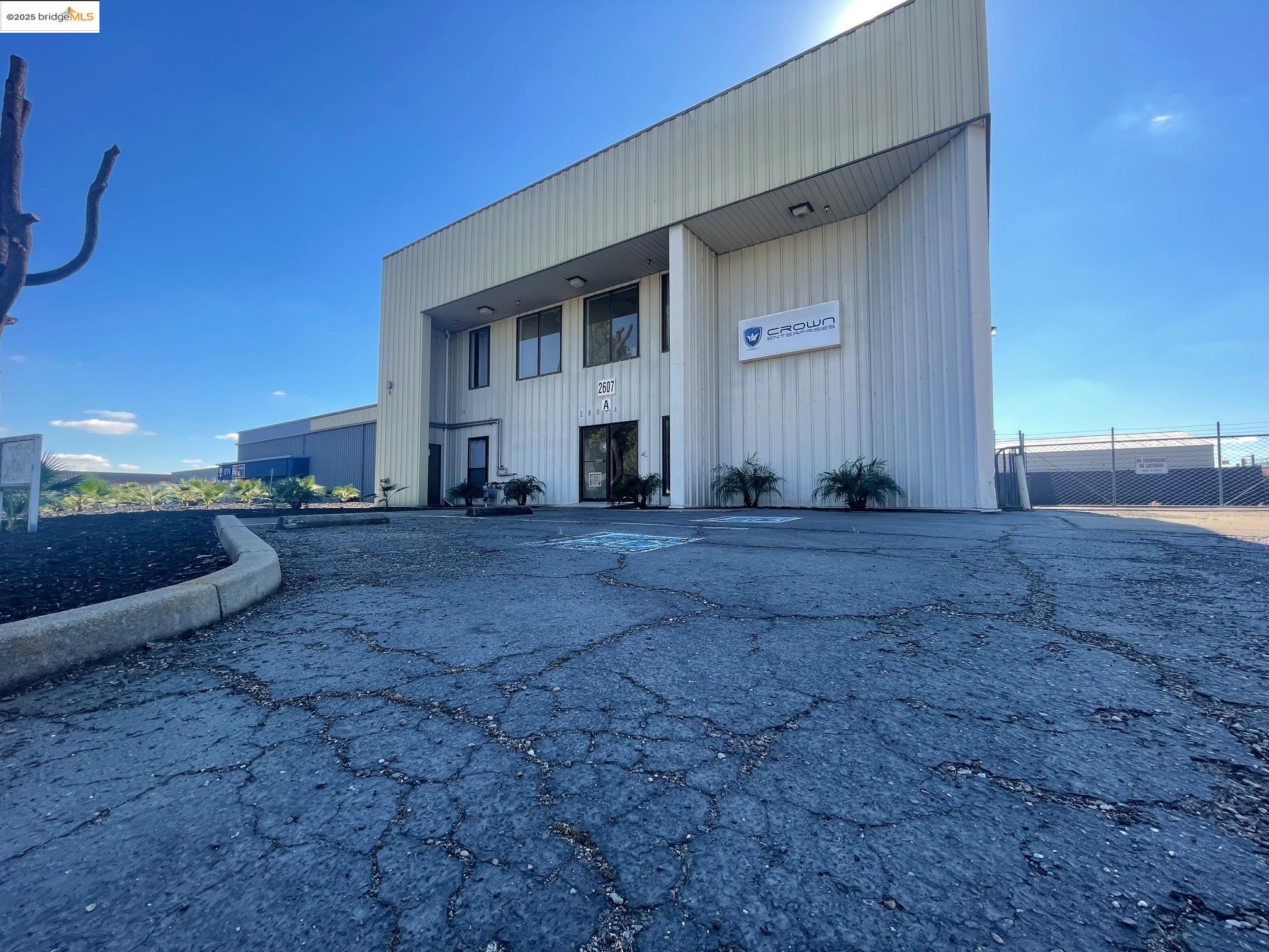 2607 Wigwam Dr, Stockton, CA, 95205